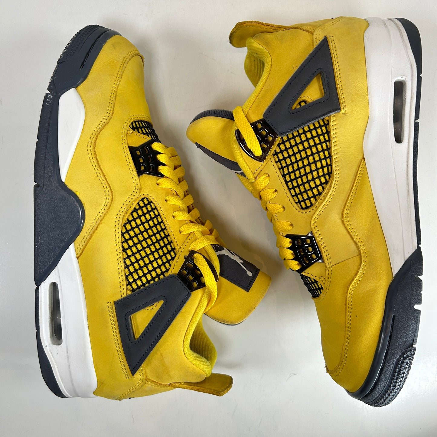 CT8527 700 Jordan 4 Retro Lightning (2021) [USED] - 9.5 M (Used5)