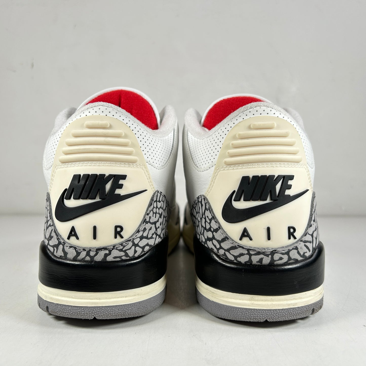 DN3707 100 Jordan 3 Retro White Cement Reimagined [USED] - 10 M (Used5)