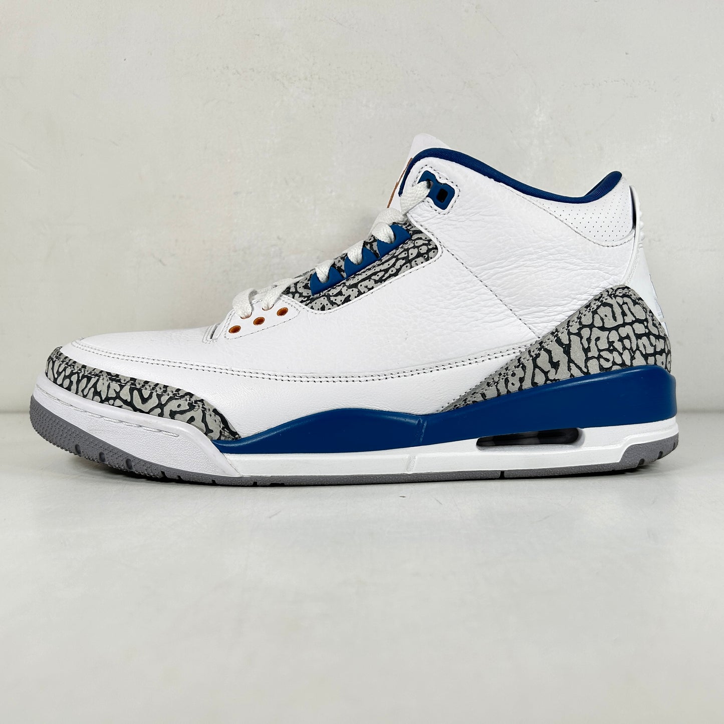 CT8532 148 Jordan 3 Retro Wizards [USED] - 11 M (Used) (No Box)