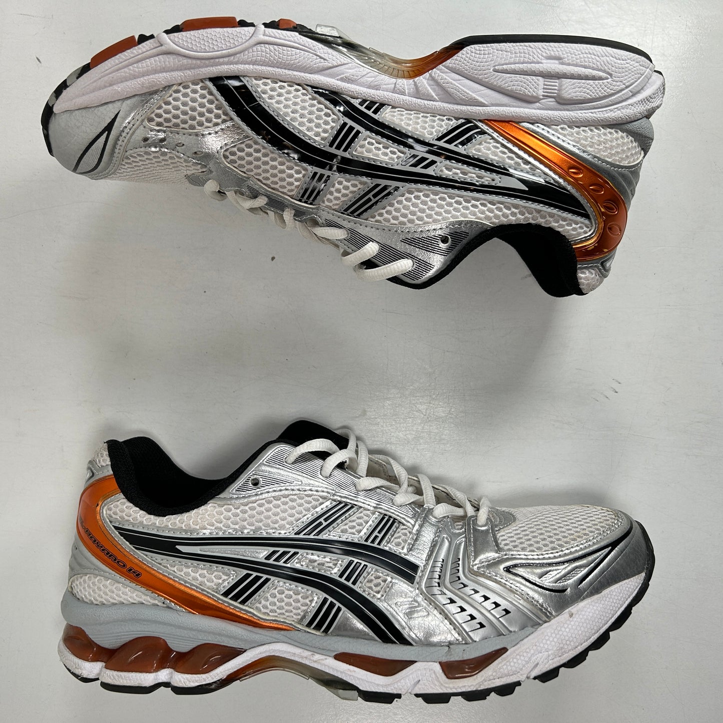 1201A019 109 ASICS Gel-Kayano 14 White Piquant Orange [USED] - 9.5 (Used) (No Box)