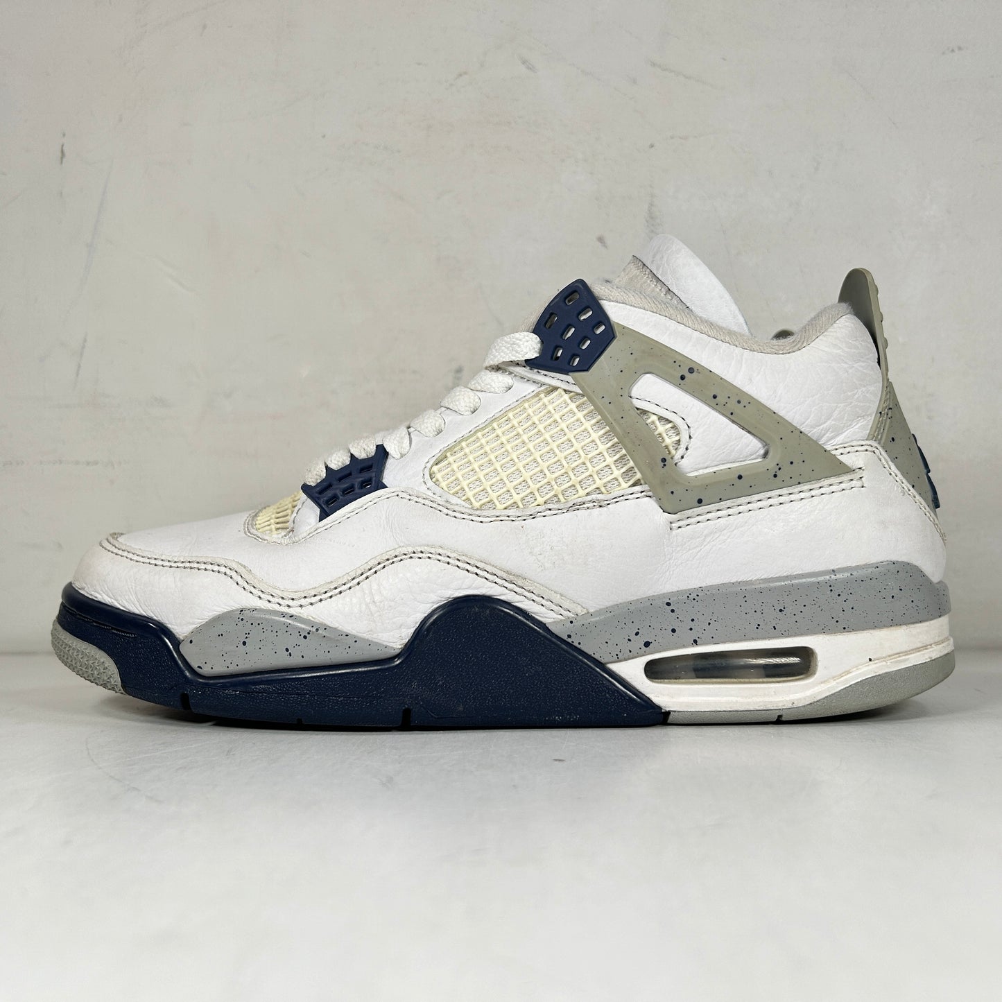 DH6927 140 Jordan 4 Retro Midnight Navy [USED] - 8 M (Used)