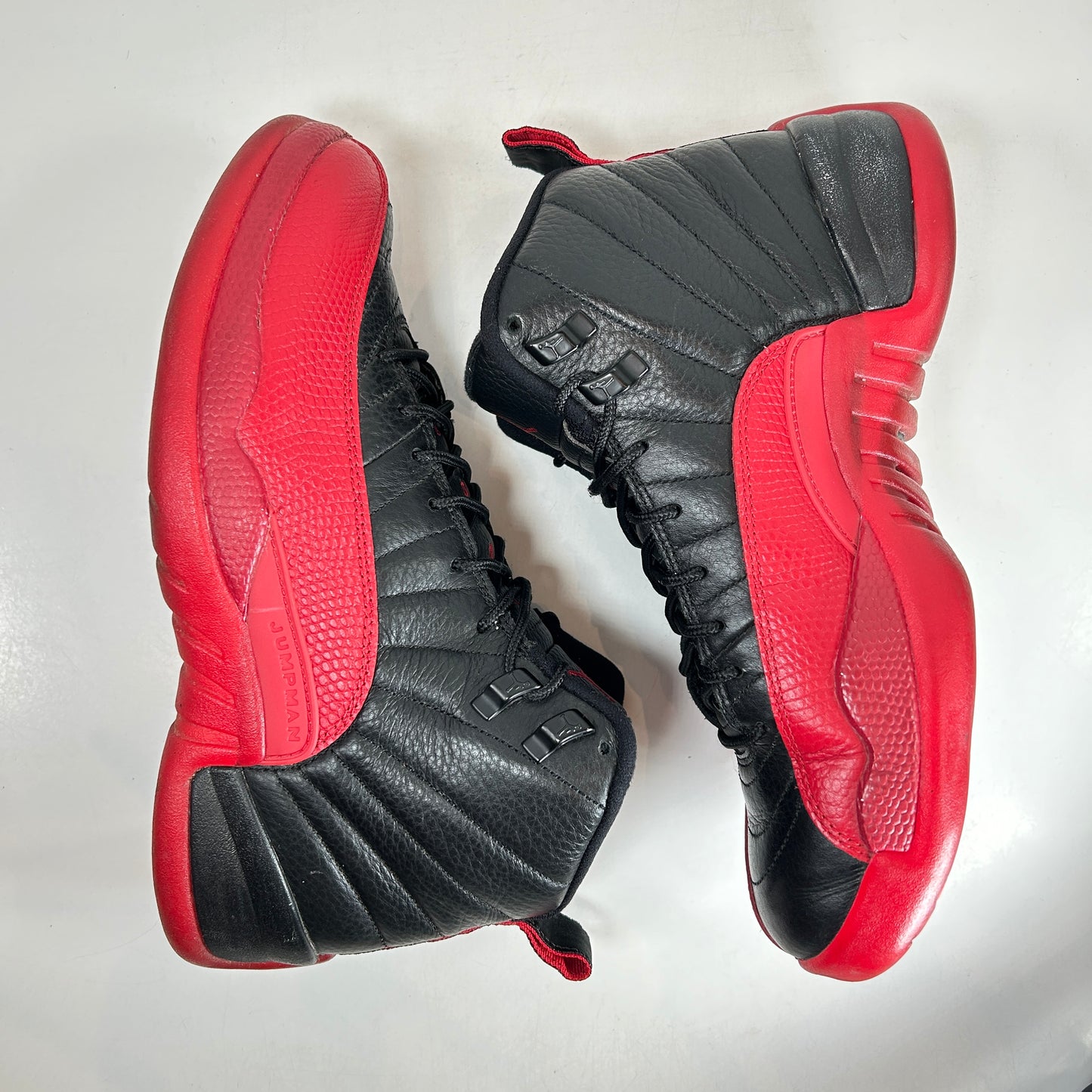 130690 002 Jordan 12 Retro Flu Game (2016) [USED] - 8 M (Used) (No Box3)