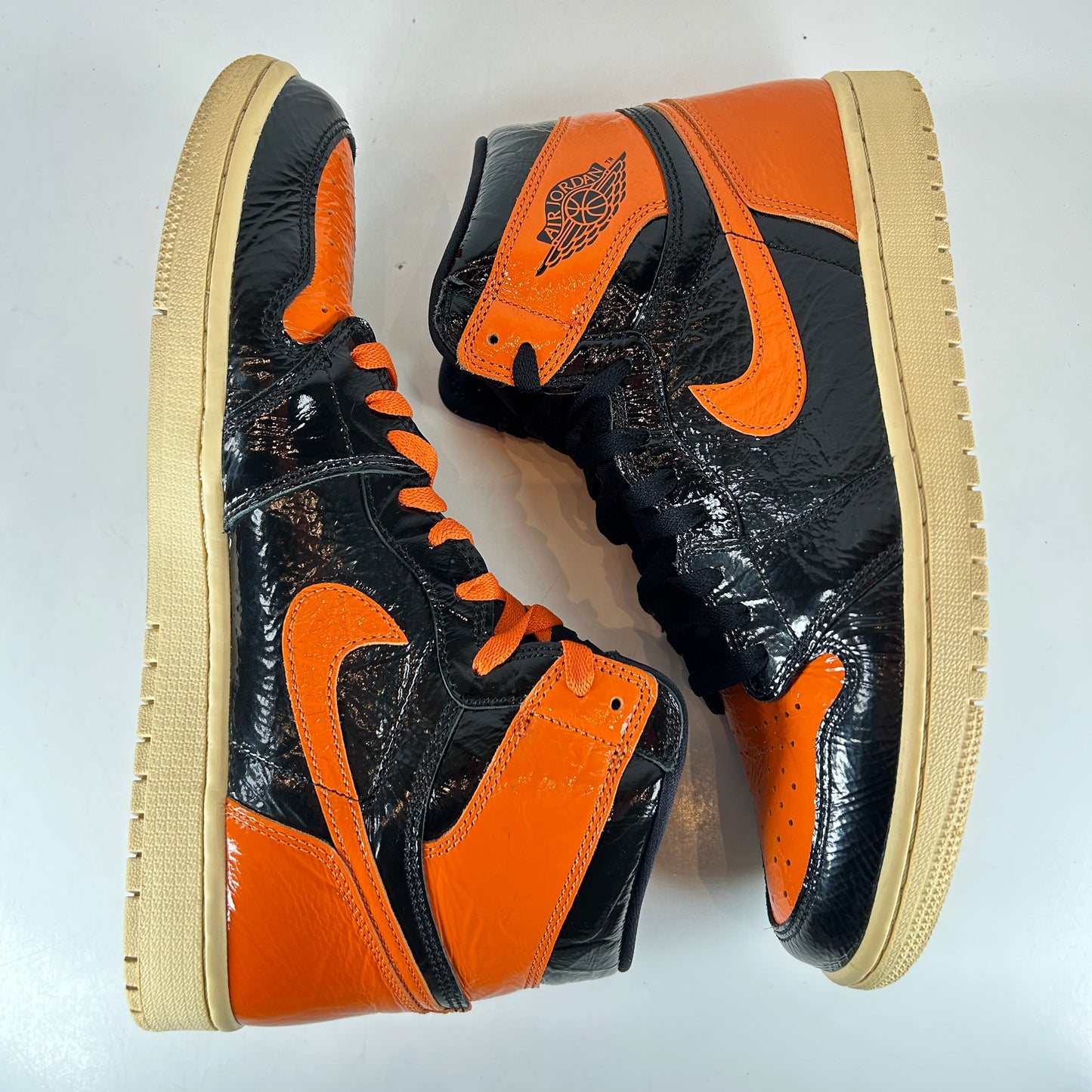 555088 028 Jordan 1 Retro High Shattered Backboard 3.0 [USED] - 10.5 M (Used)