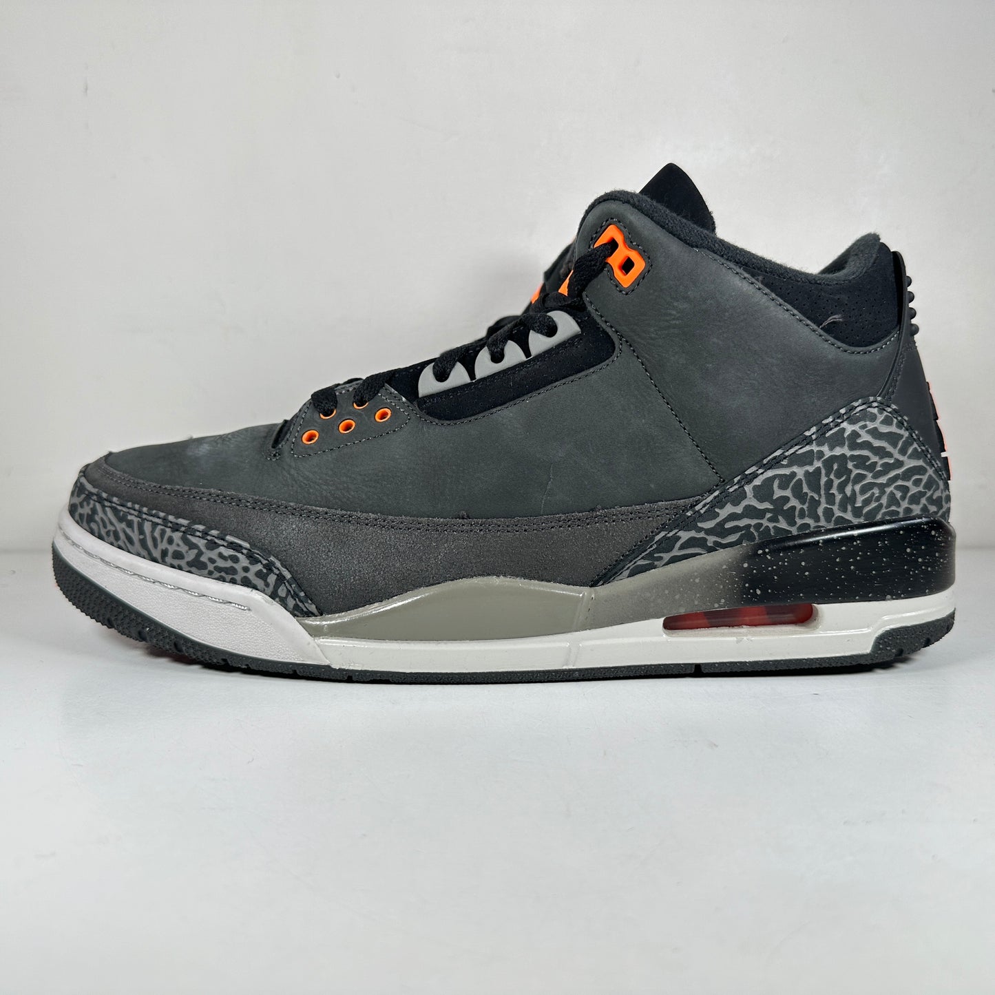 CT8532 080 Jordan 3 Retro Fear Pack (2023) [USED] - 13 M (Used)