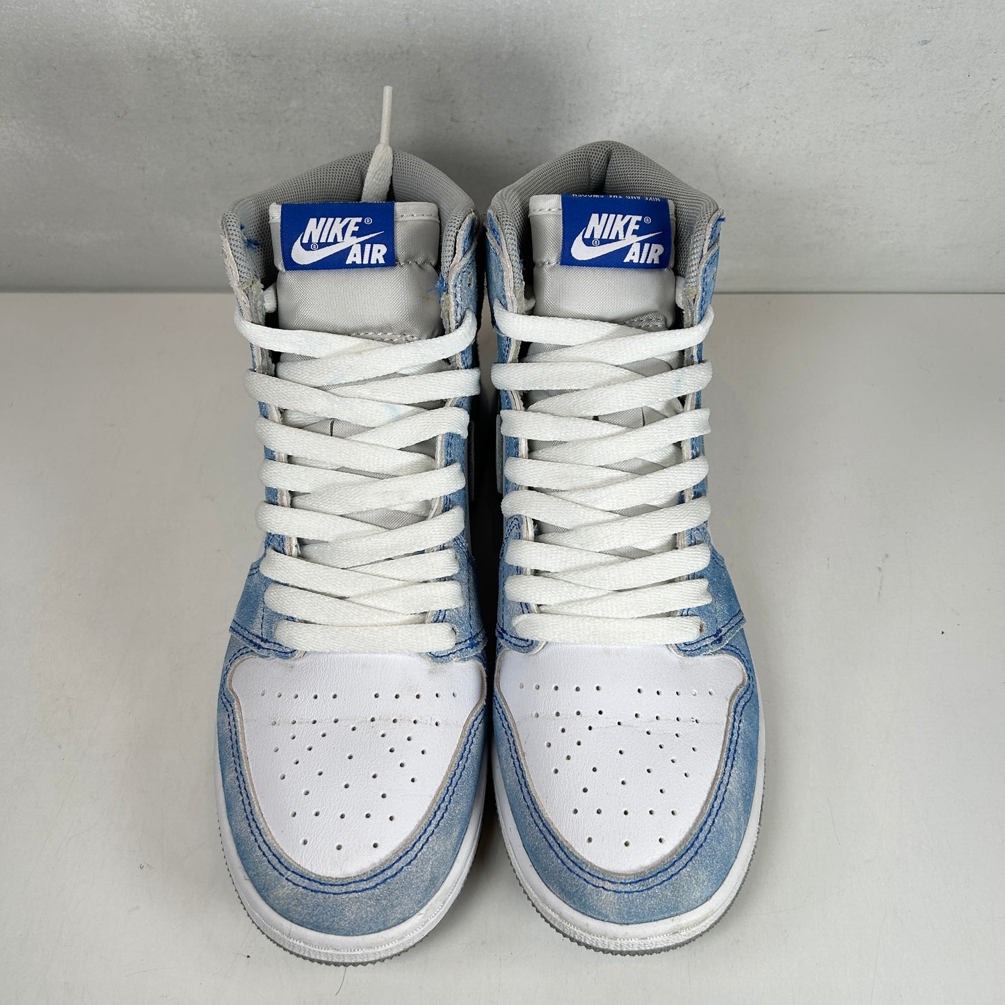 575441 402 Jordan 1 Hyper Royal GS [USED] - 6 Y (Used)