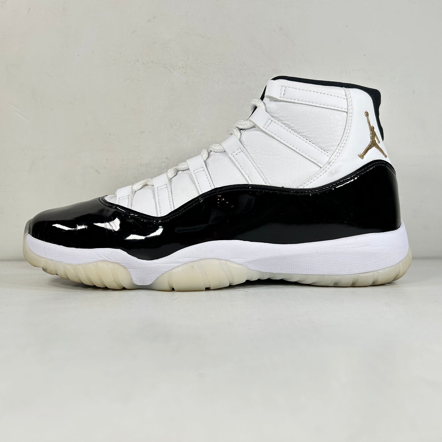 CT8012 170 Jordan 11 Retro DMP Defining Moments (2023) [USED] - 10.5 M (Used3)