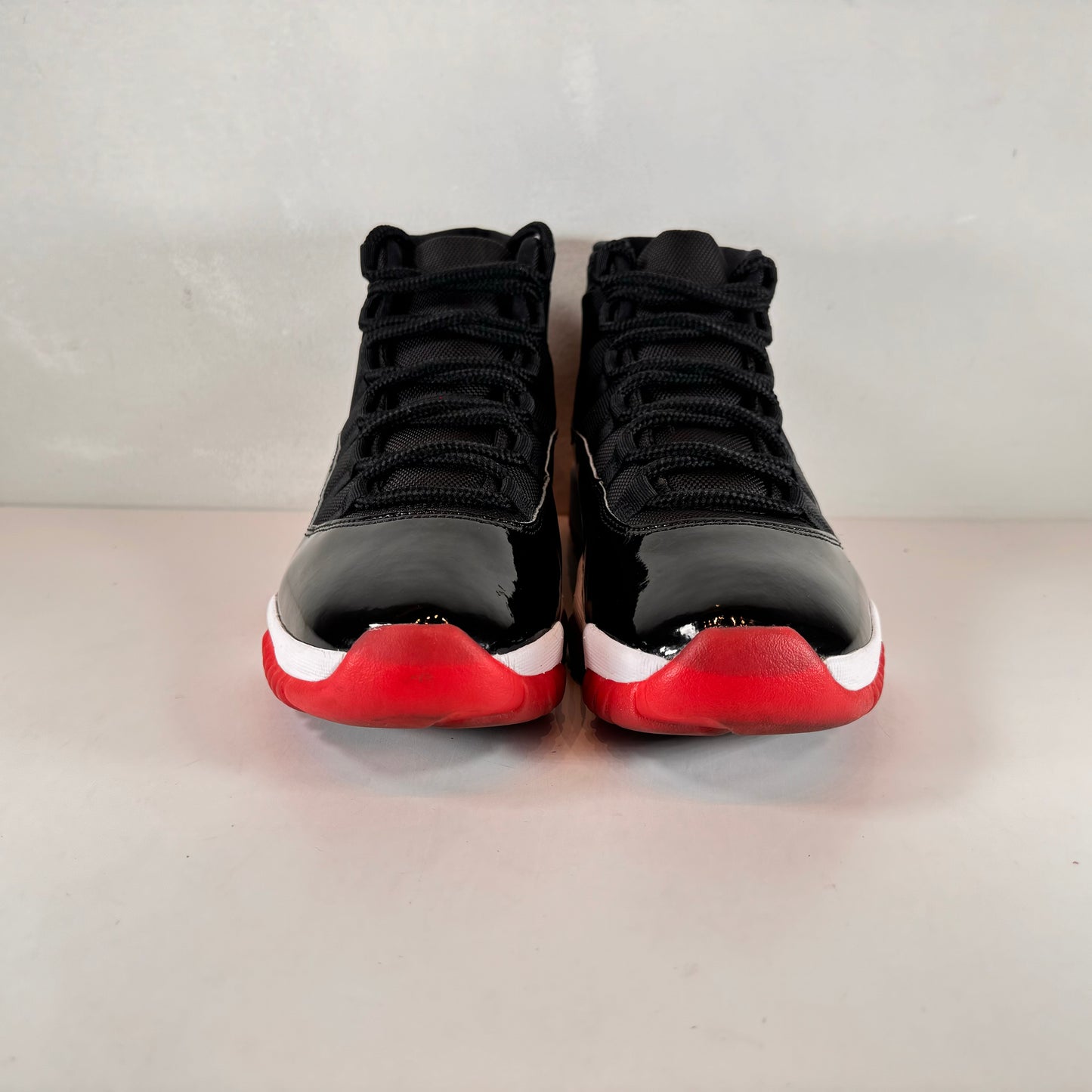 378037 061 Jordan 11 Retro Playoffs Bred (2019) [USED] - 11 M (Used2)