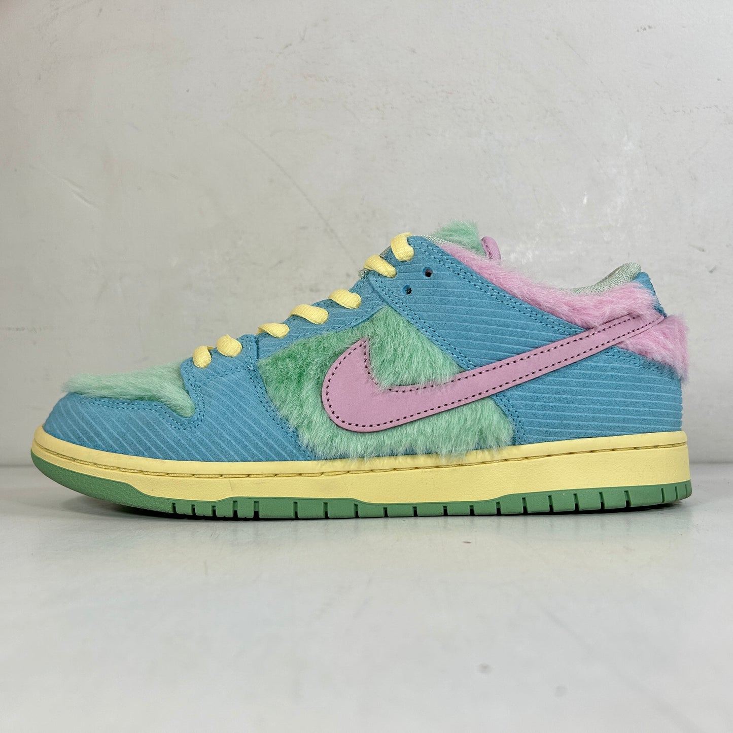 FN6040 400 Nike SB Dunk Low Verdy Visty [USED] - 8.5 M (VNDS)