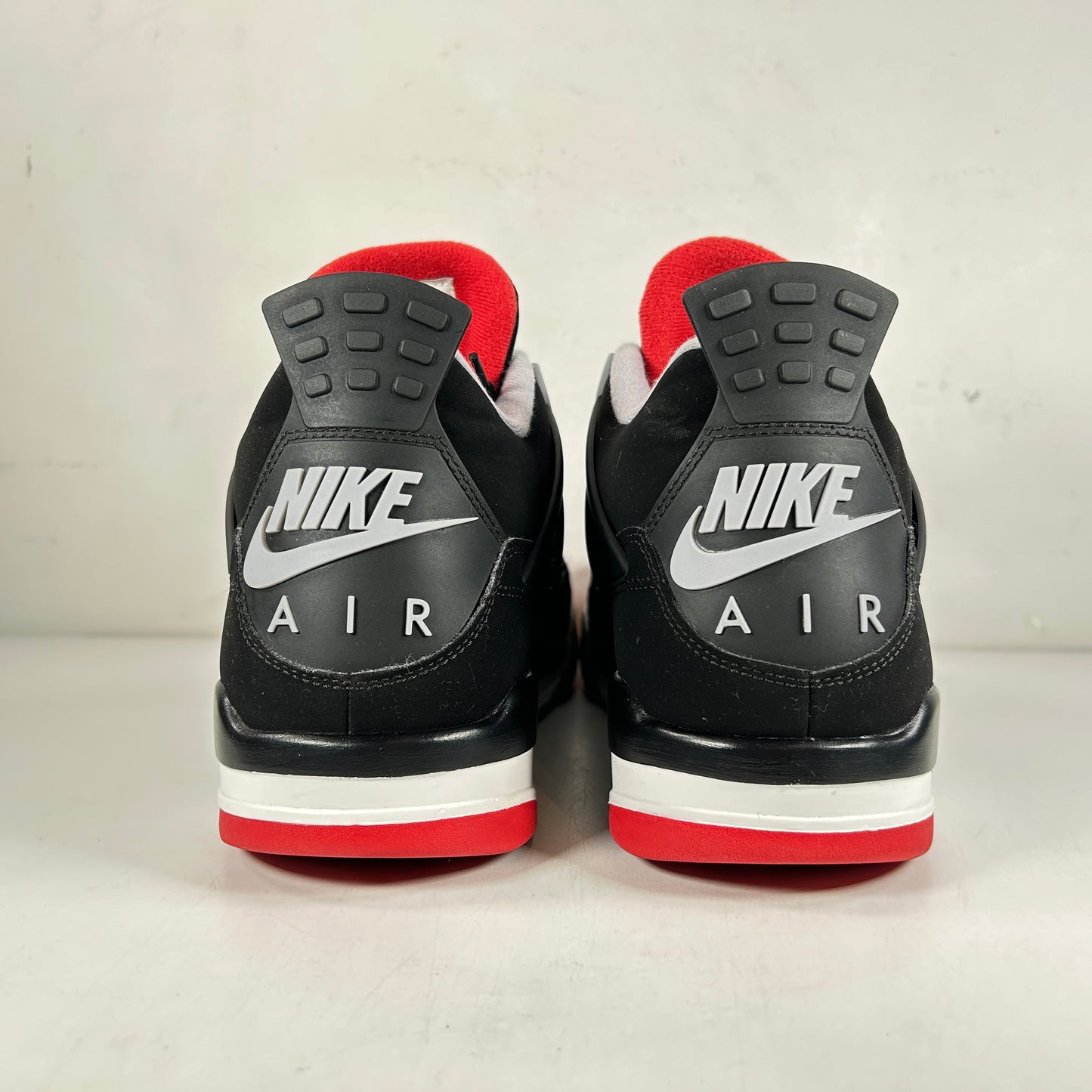 308497 060 Jordan 4 Bred (2019) [USED] - 11 M (Used2)