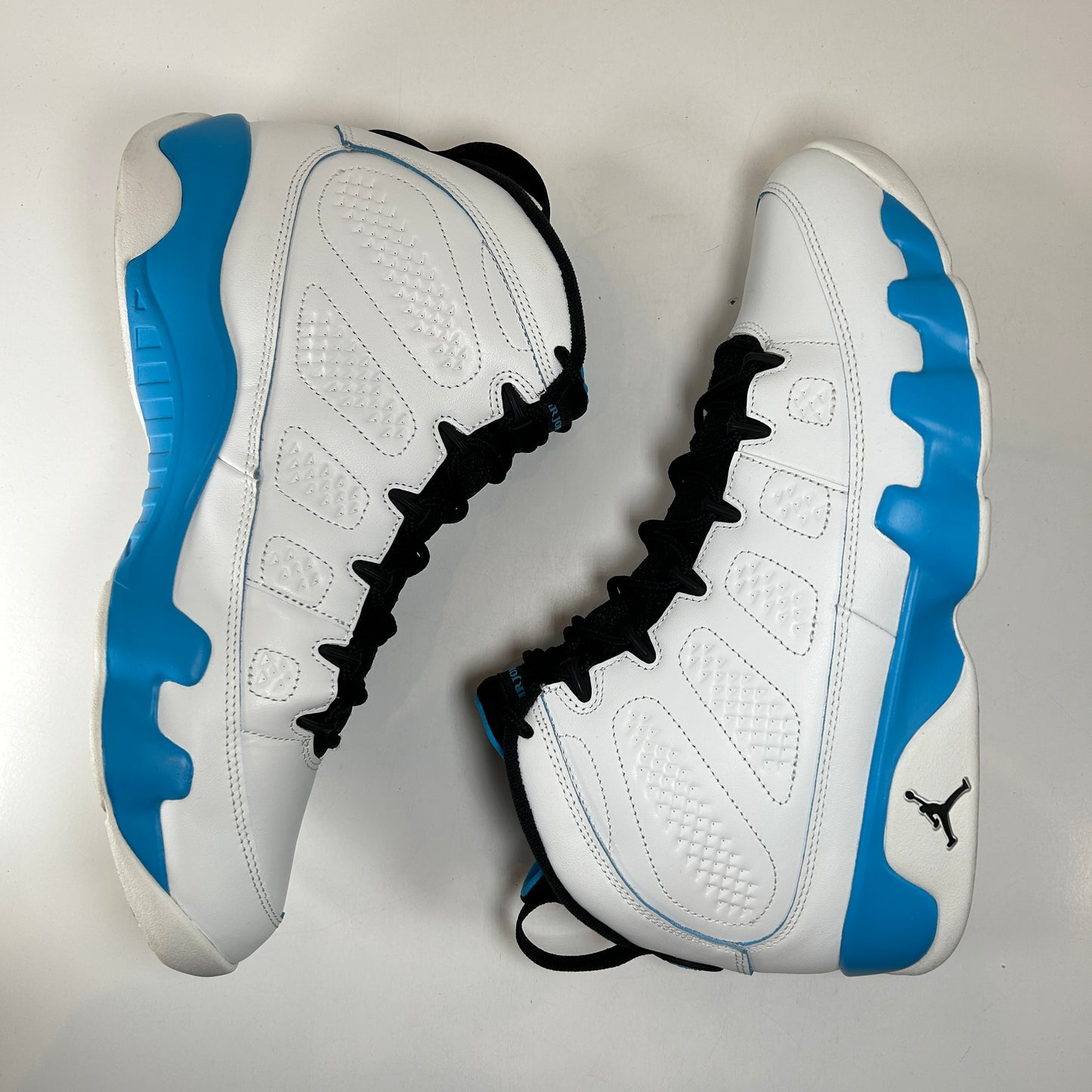 FQ8992 101 Jordan 9 Retro Powder Blue (2024) [USED] - 11.5 M (Used3)