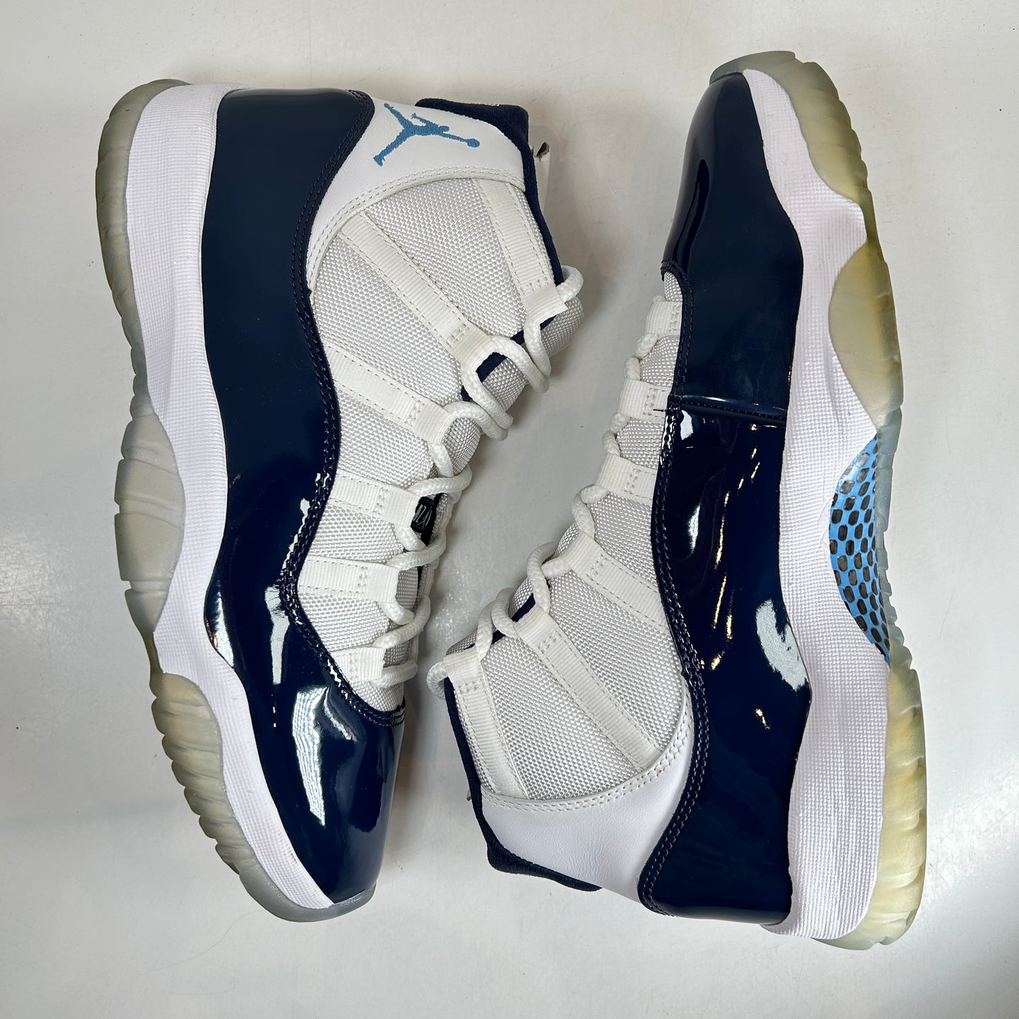 378037 123 Jordan 11 Retro UNC Win Like 82 [USED] - 10 M (Used) (No Box)