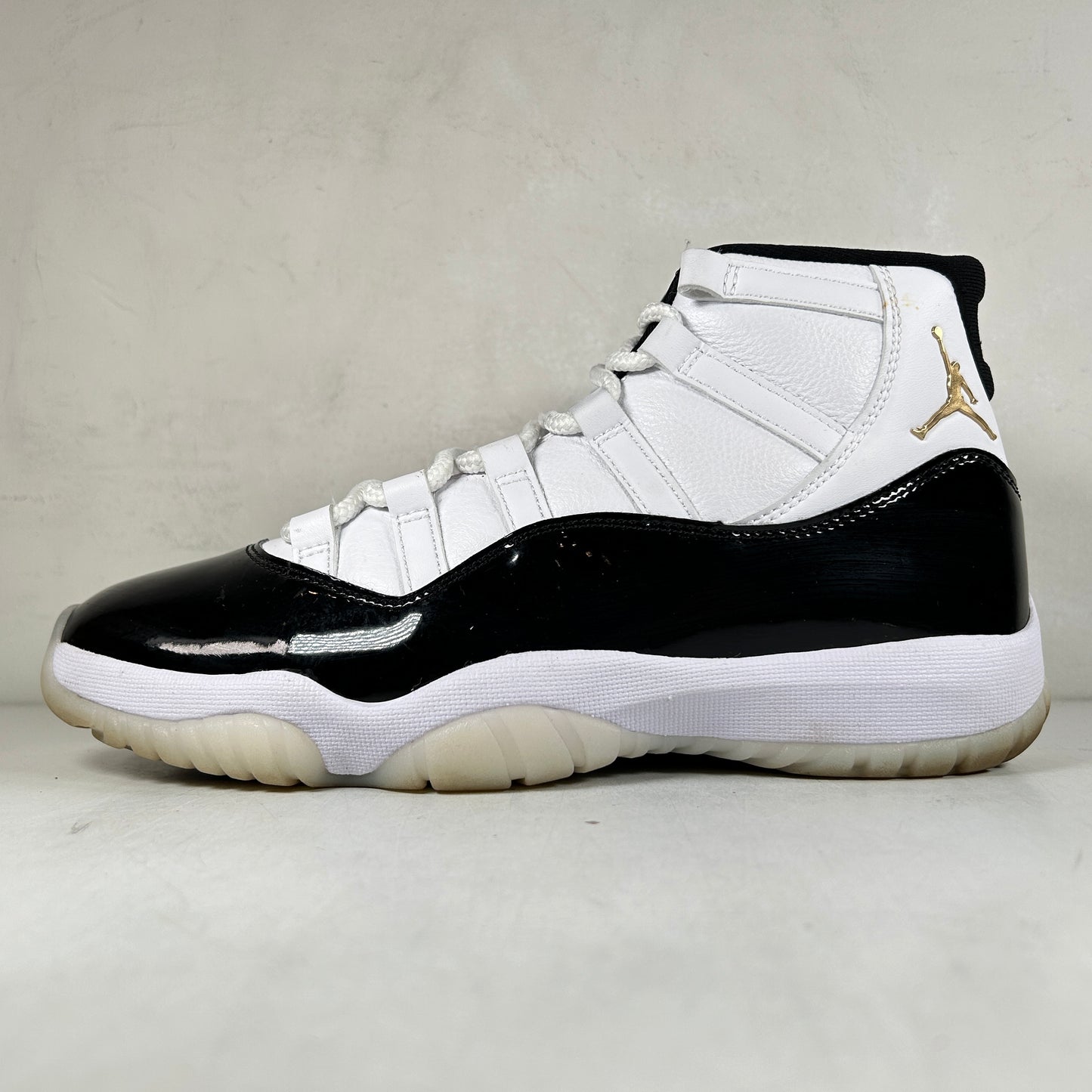 CT8012 170 Jordan 11 Retro DMP Defining Moments (2023) [USED] - 8 M (Used2)