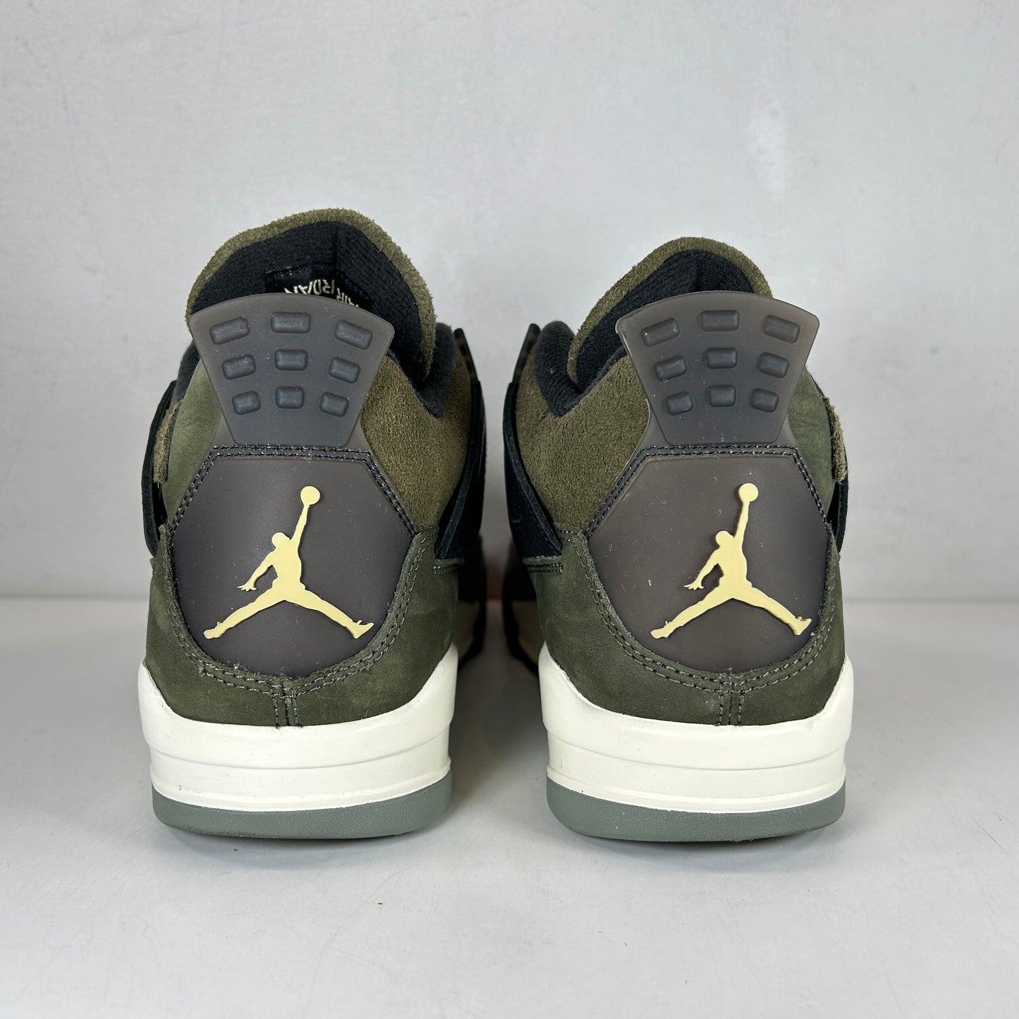 FB9927 200 Air Jordan 4 Craft Medium Olive [USED] - 9 M (Used2)