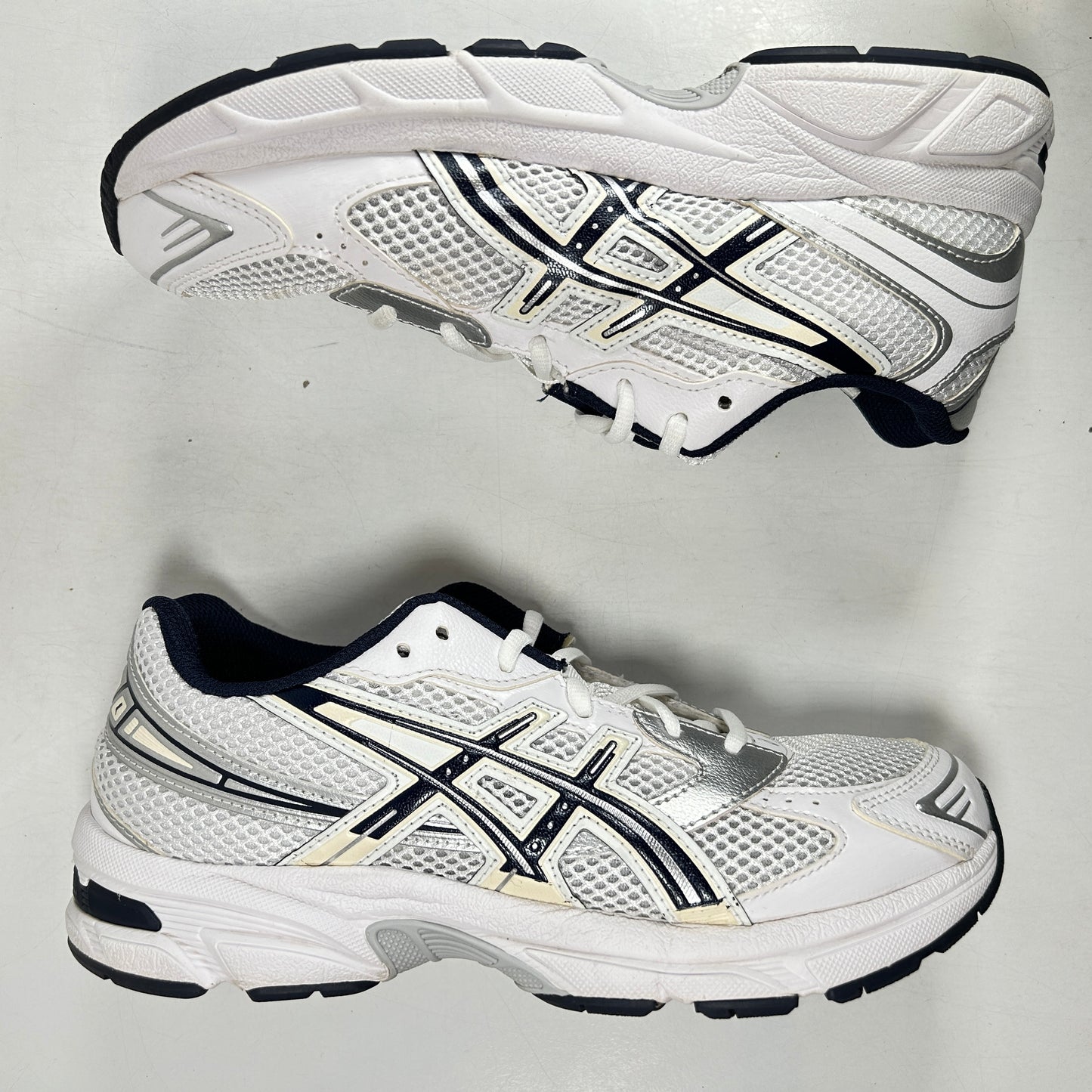 1204A163 101 ASICS Gel-1130 White Midnight (GS) [USED] - 7 M (Used)