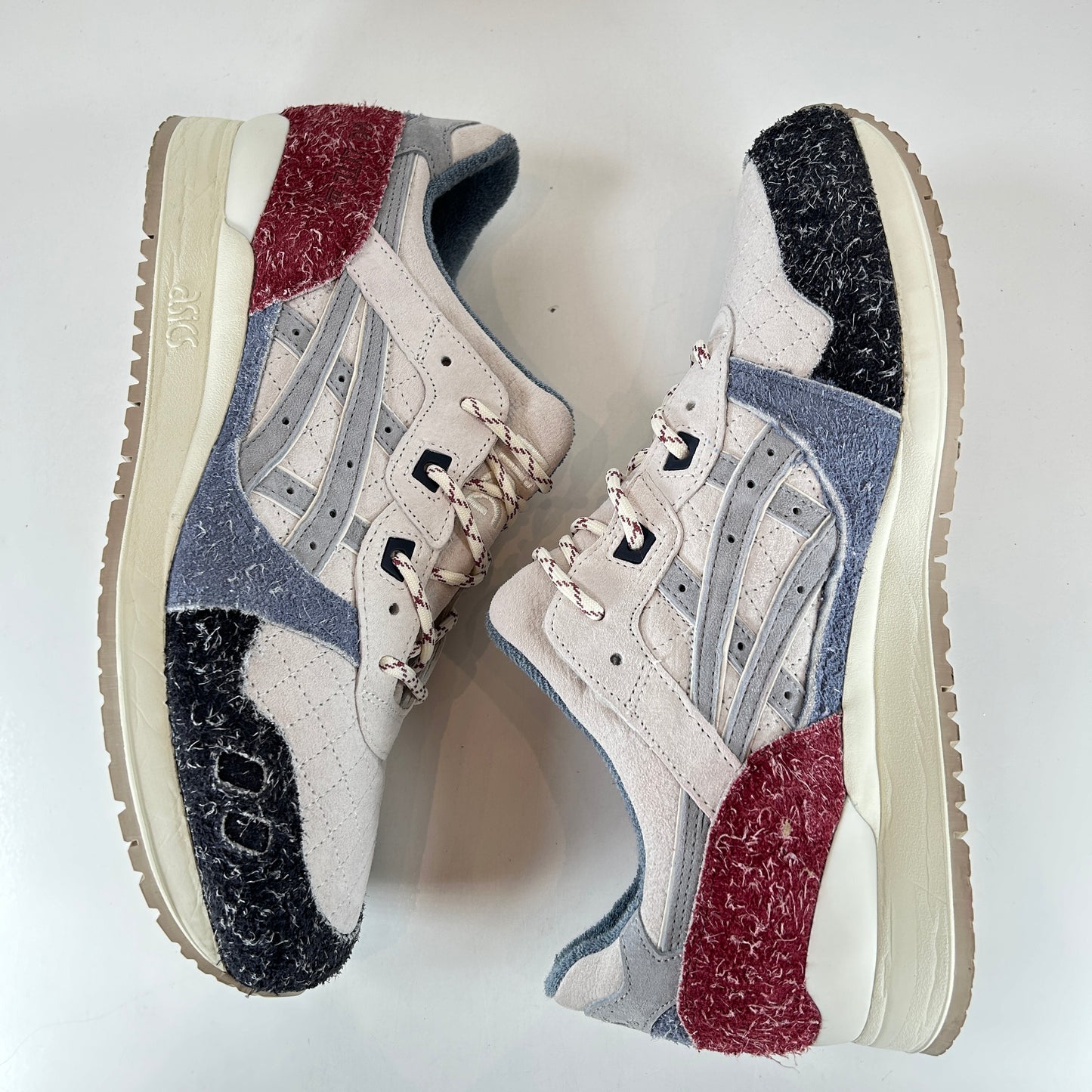 1201A847 100 ASICS Gel-Lyte III Remastered Kith Seoul [USED] - 12 M (Used)
