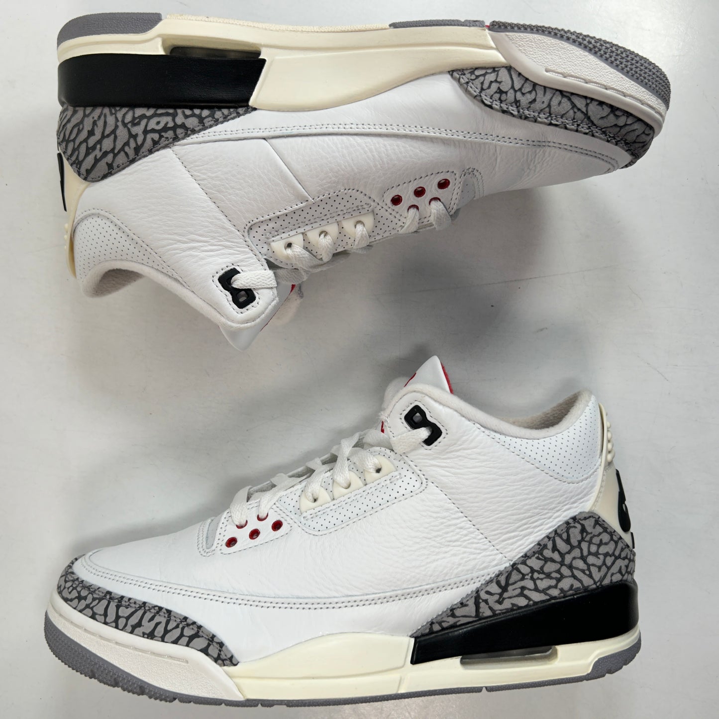 DN3707 100 Jordan 3 Retro White Cement Reimagined [USED] - 10.5 M (Used7)