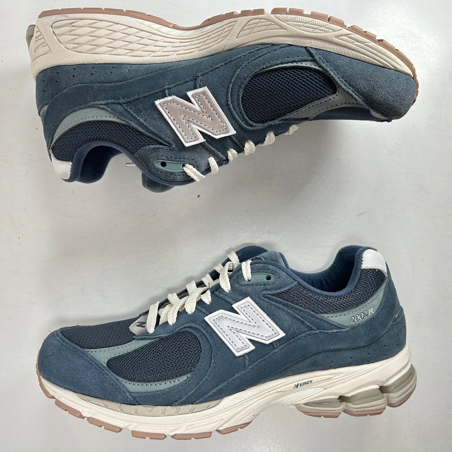 M2002RHC New Balance 2002R Deep Ocean Grey Slate [USED] - 9 M (Used) (No Box)