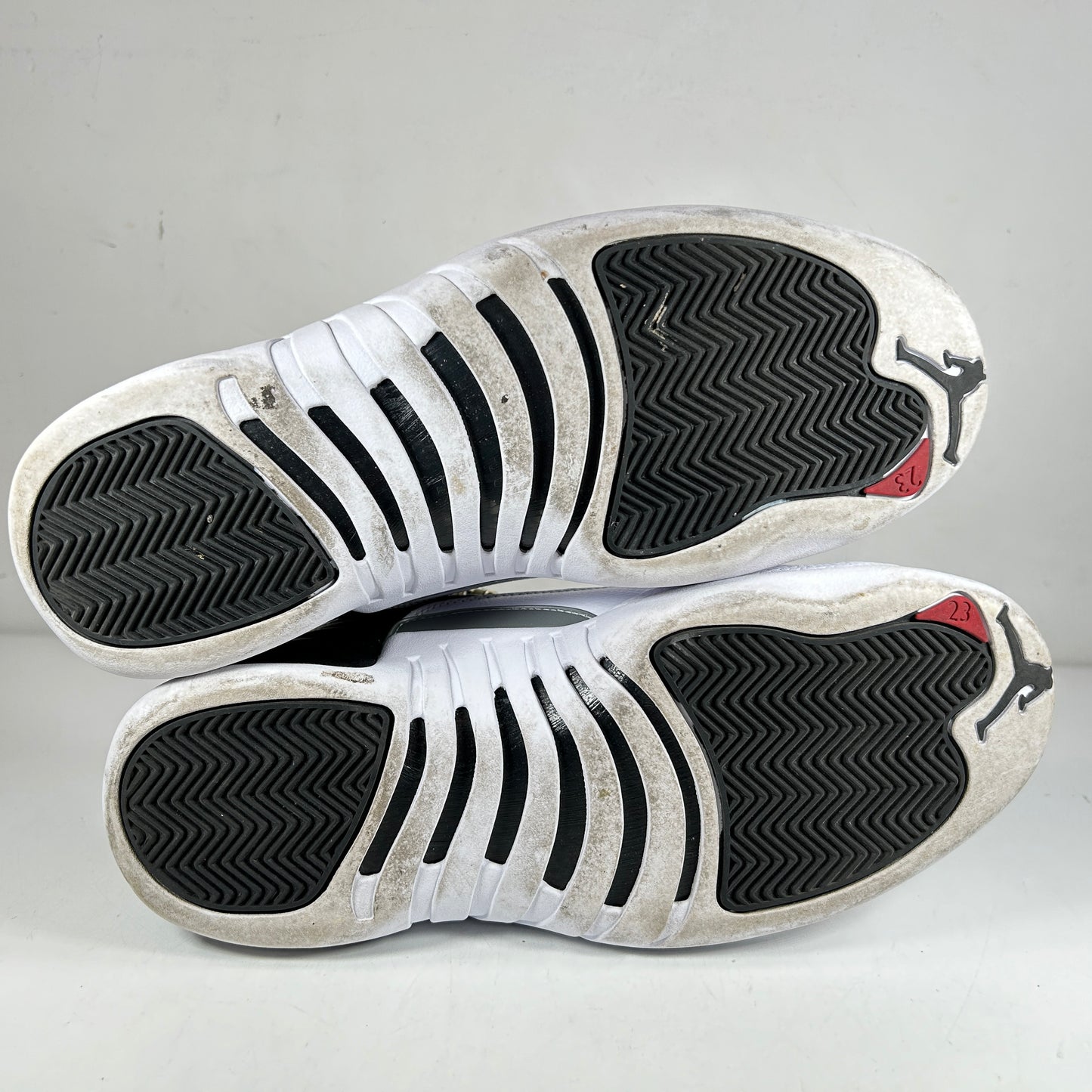 CT8013 006 Jordan 12 Retro Playoffs (2022) [USED] - 9.5 M (Used) (No Box)