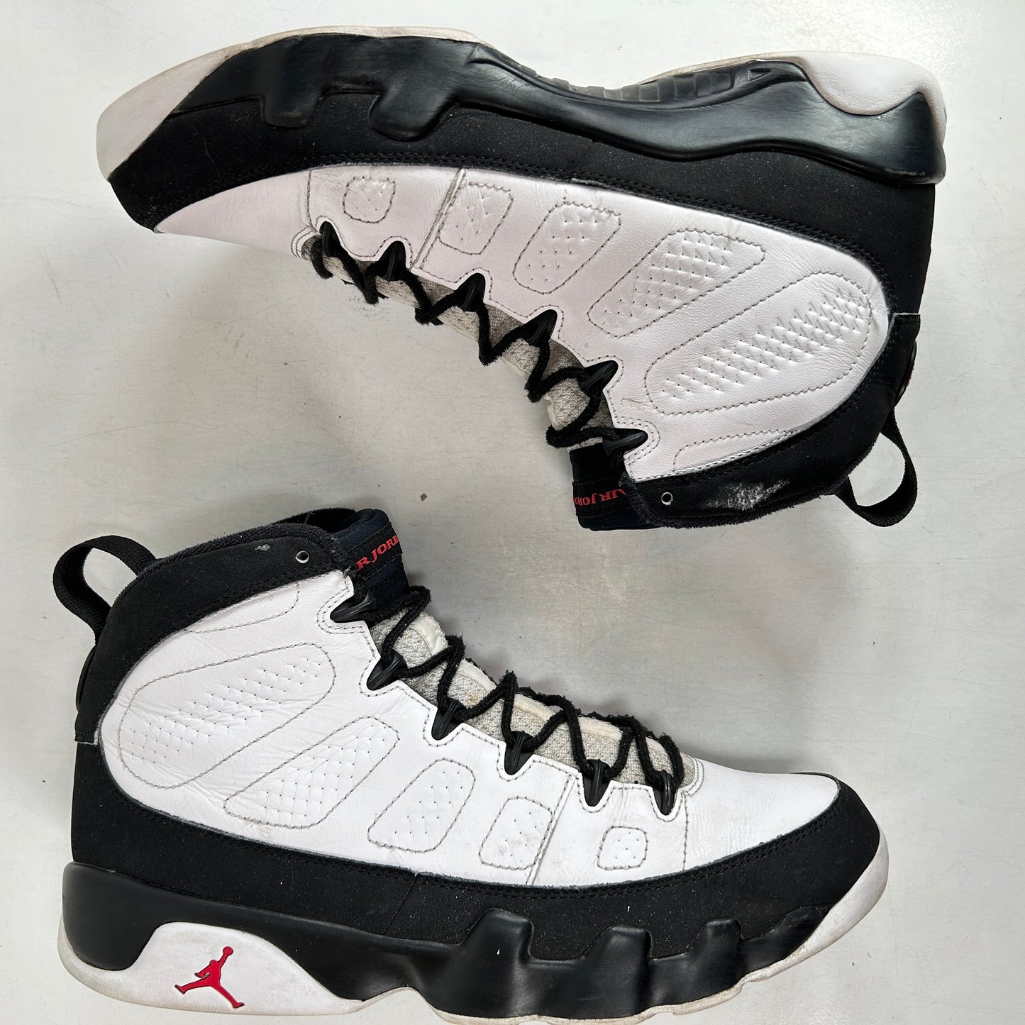 302370 112 Jordan 9 Retro OG (2016) [USED] - 10.5 M (Used) (Replace Box)