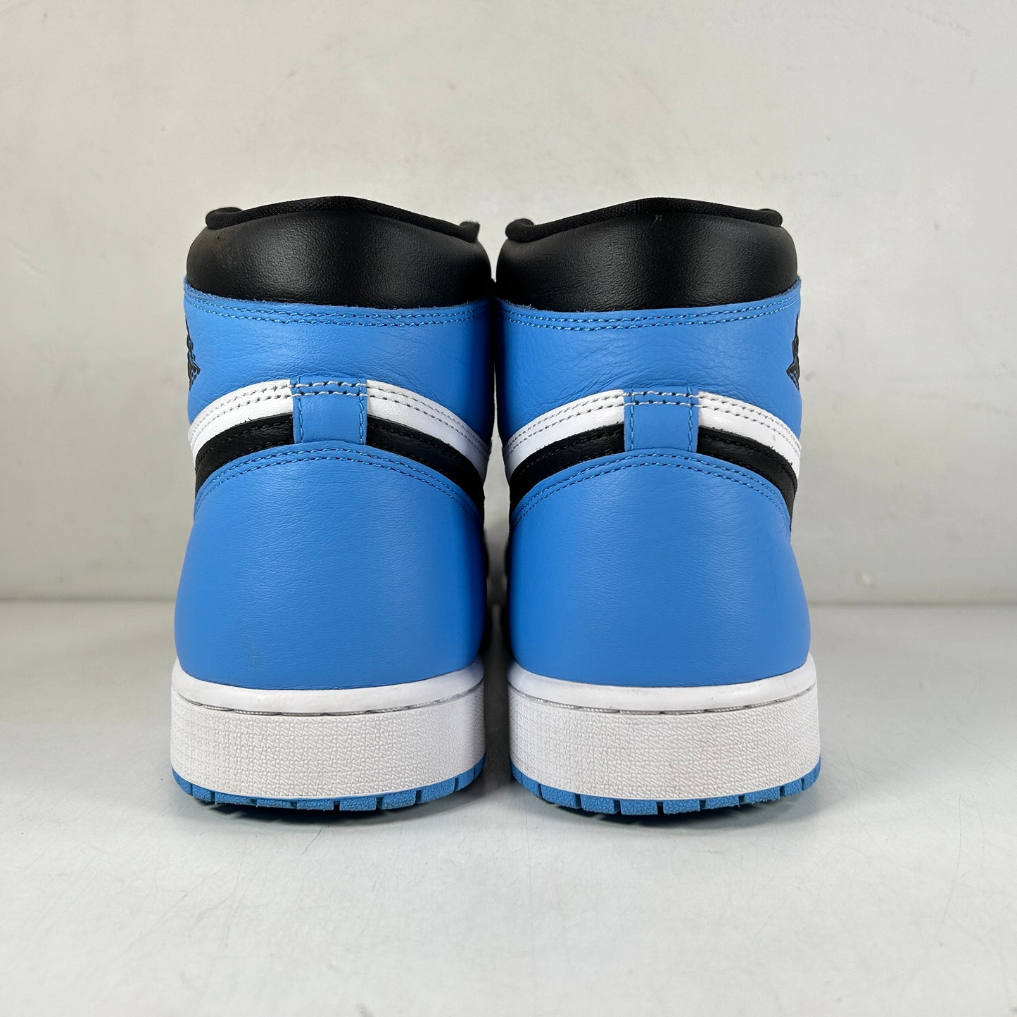 DZ5485 400 Jordan 1 Retro High OG UNC Toe [USED] - 12 M (Used)