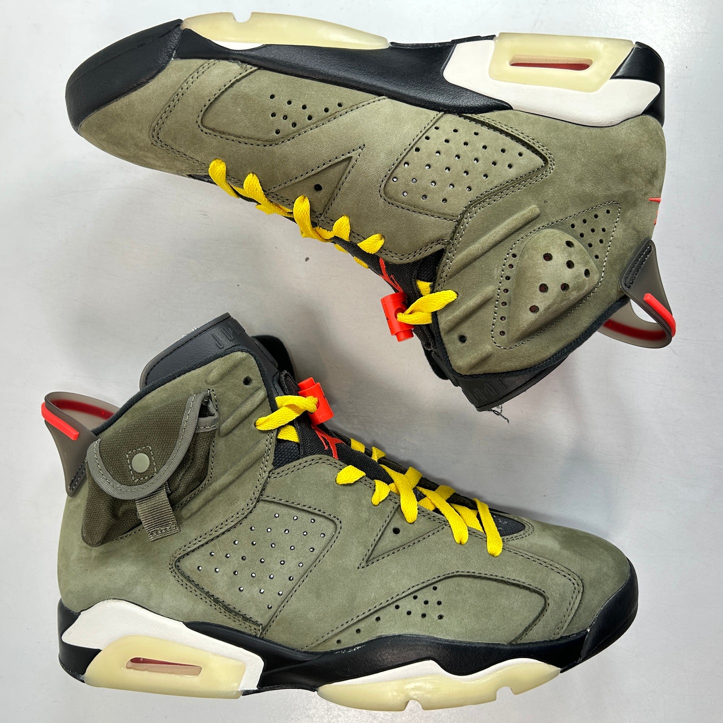 CN1084 200 Jordan 6 Retro Travis Scott [USED] - 10 M (Used3)