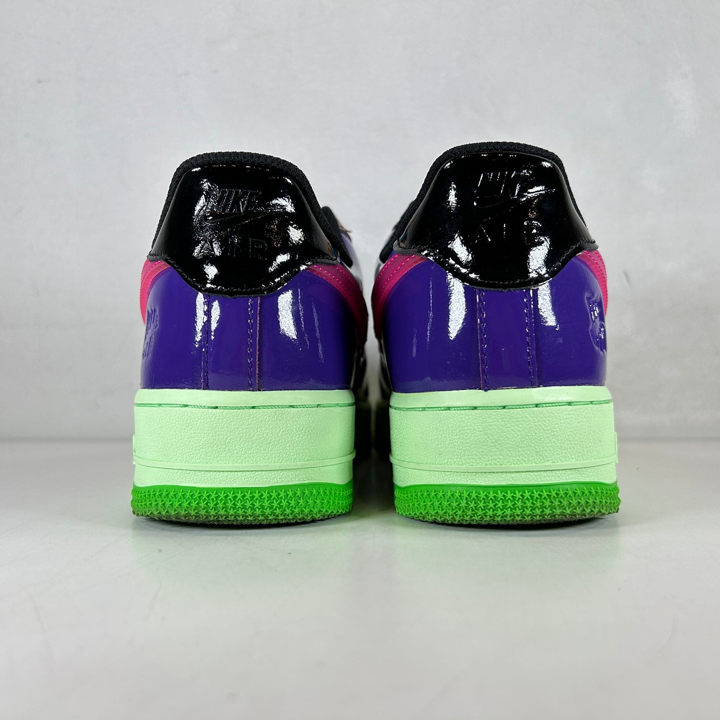 DV5255 200 Nike Air Force 1 Low SP Undefeated Multi Pink [USED] - 8 M (Used)