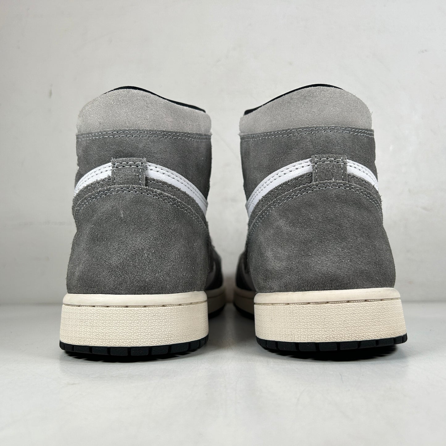 DZ5485 051 Jordan 1 Retro High OG Washed Black [USED] - 9.5 M (Used)