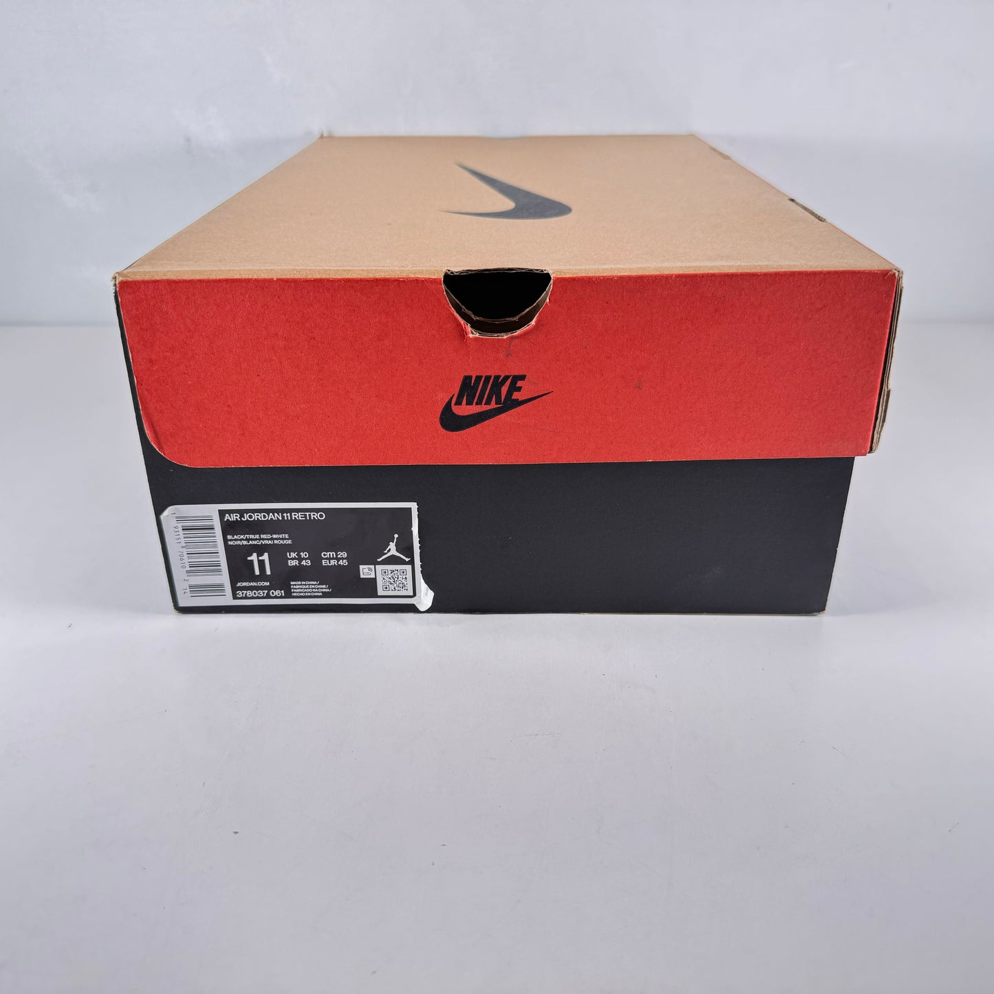 378037 061 Jordan 11 Retro Playoffs Bred (2019) [USED] - 11 M (Used2)