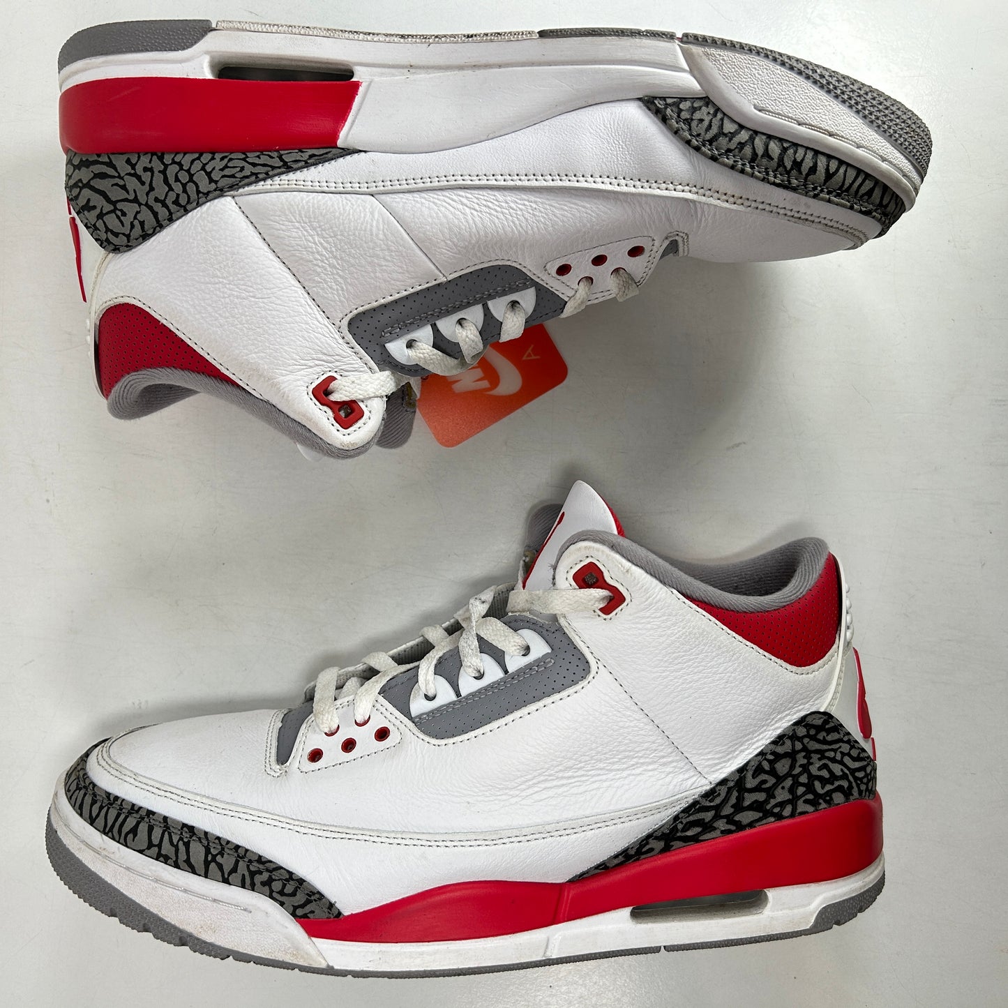 DN3707 160 Jordan 3 Retro Fire Red (2022) [USED] - 13 M (Used2)