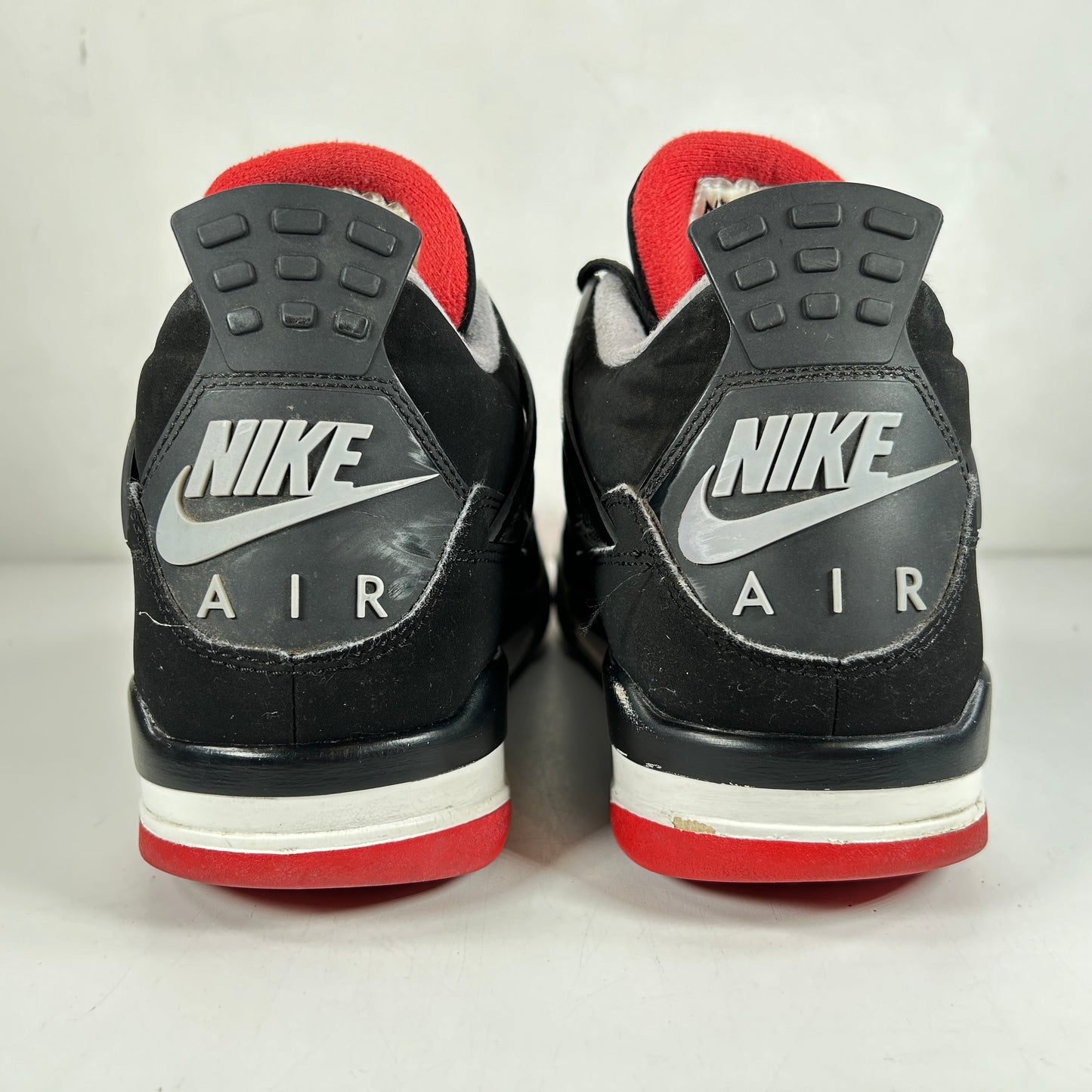 308497 060 Jordan 4 Bred (2019) [USED] - 10.5 M (Used) (Replace Box2)