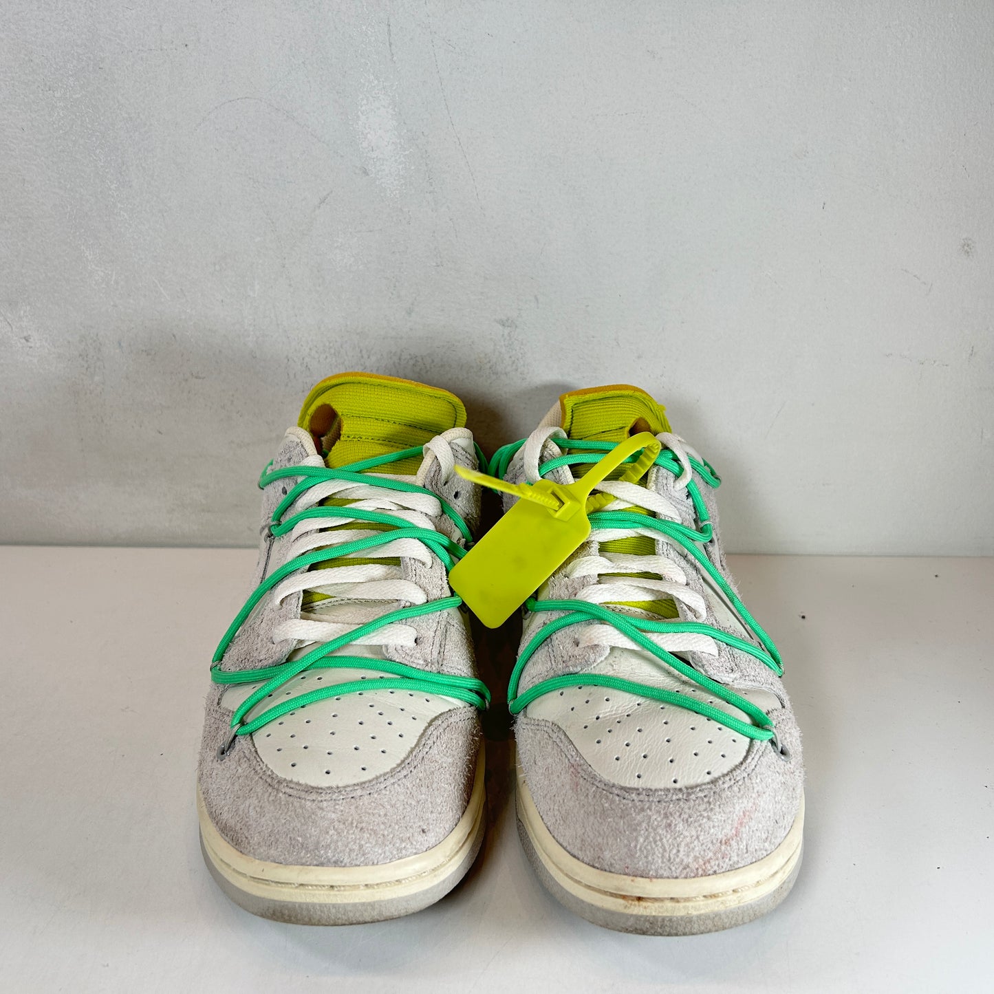 DJ0950 106 Nike Dunk Low Off-White Lot 14 [USED] - 10.5 M (Used)