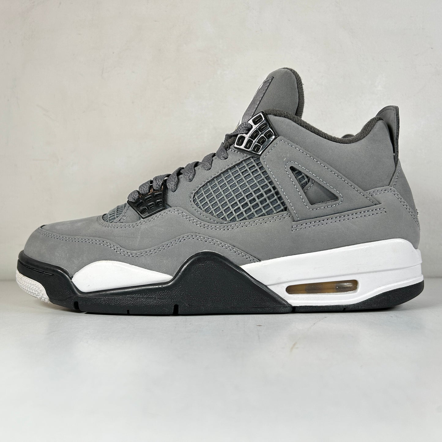 308497 007 Jordan 4 Retro Cool Grey (2019) [USED] - 9 M (Used)