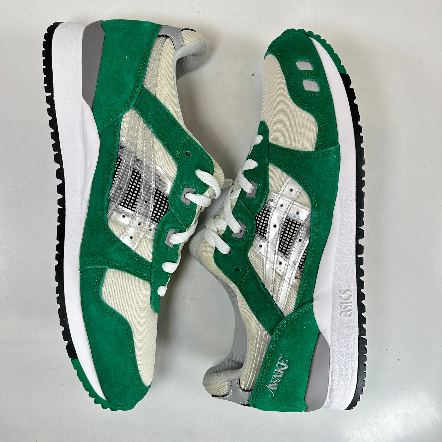 1201A568 100 ASICS Gel-Lyte III OG Awake NY Green Tambourine [USED] - 11 M (VNDS)