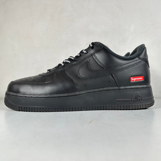 CU9225 001 Air Force 1 Low Supreme Black [USED] - 9 M (Used)