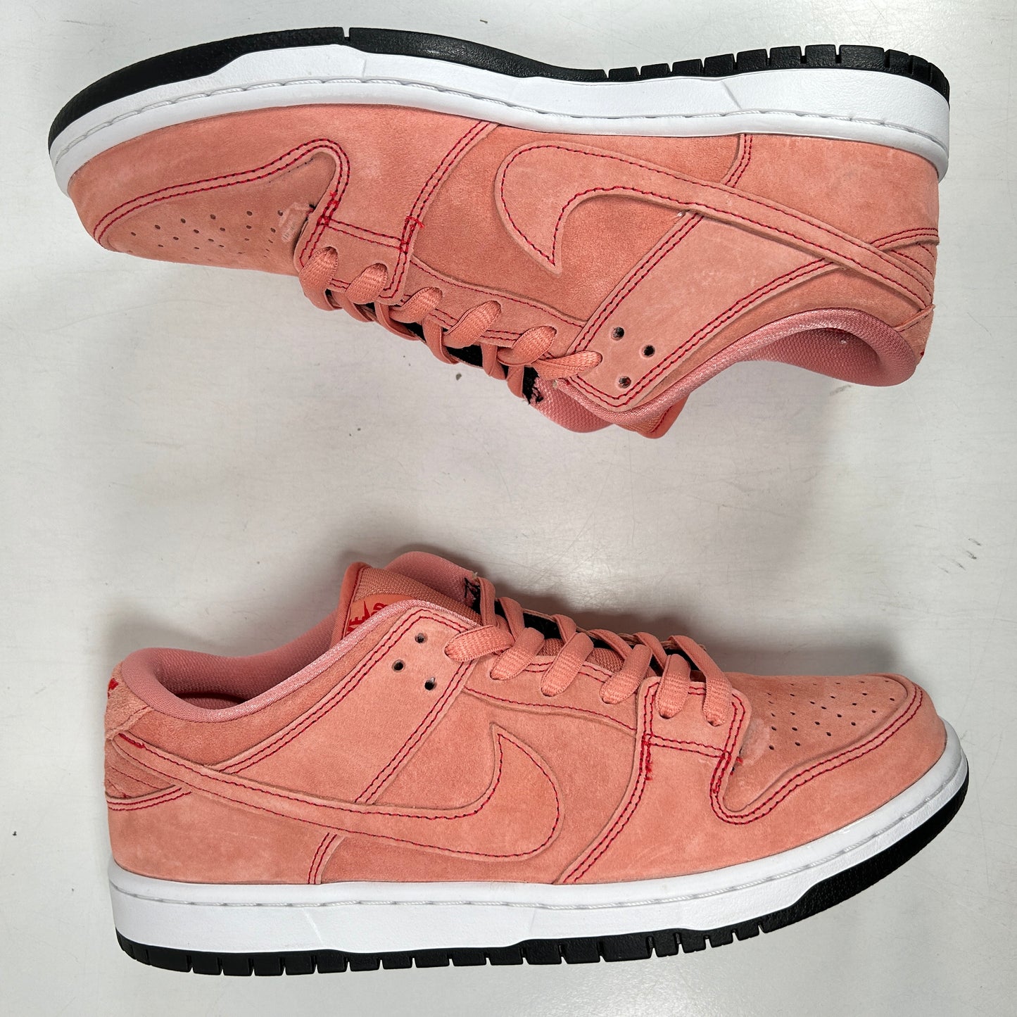 CV1655 600 Nike SB Dunk Low Pink Pig [USED] - 9 M (Used)