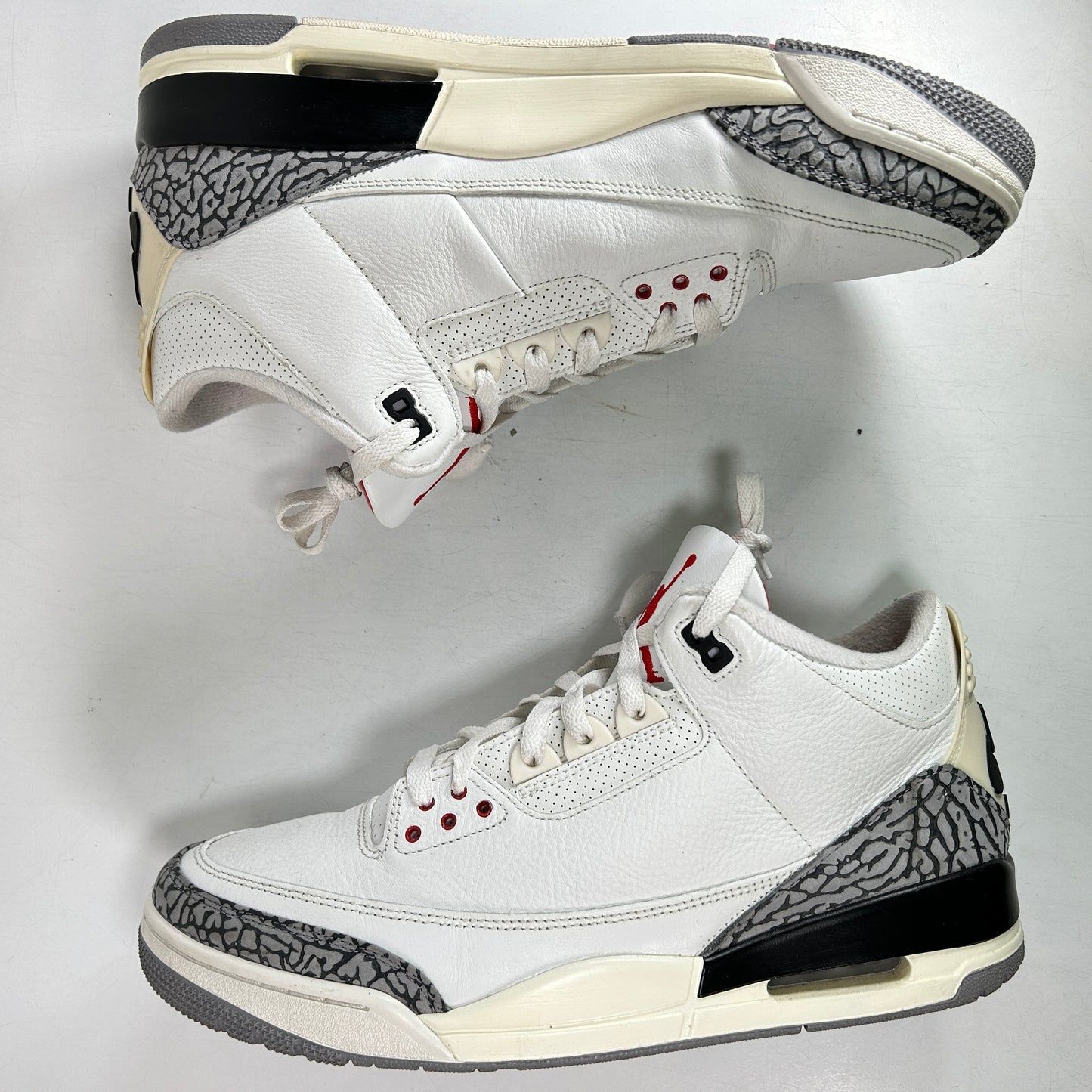 DN3707 100 Jordan 3 Retro White Cement Reimagined [USED] - 13 M (Used3)