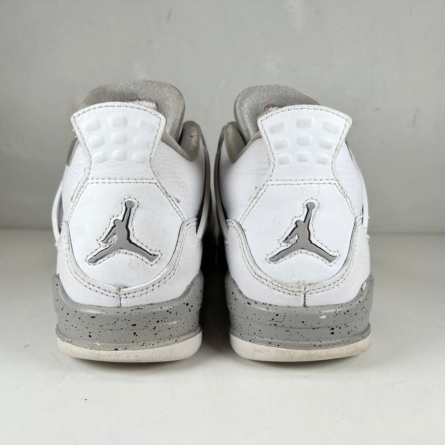 DJ4699 100 Jordan 4 Retro White Oreo (2021) (GS) [USED] - 4 Y (Used)