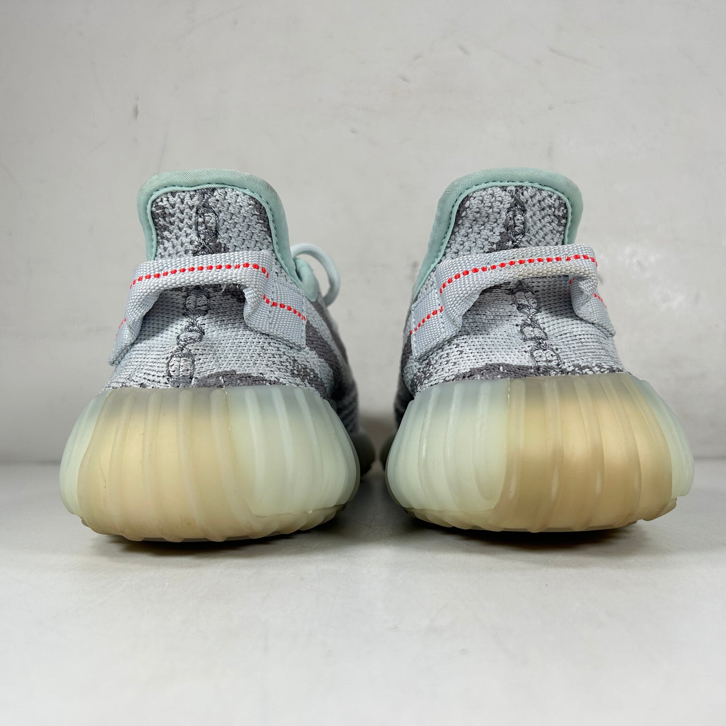 B37571 adidas Yeezy Boost 350 V2 Blue Tint (2017/2023) [USED] - 9 M (Used)