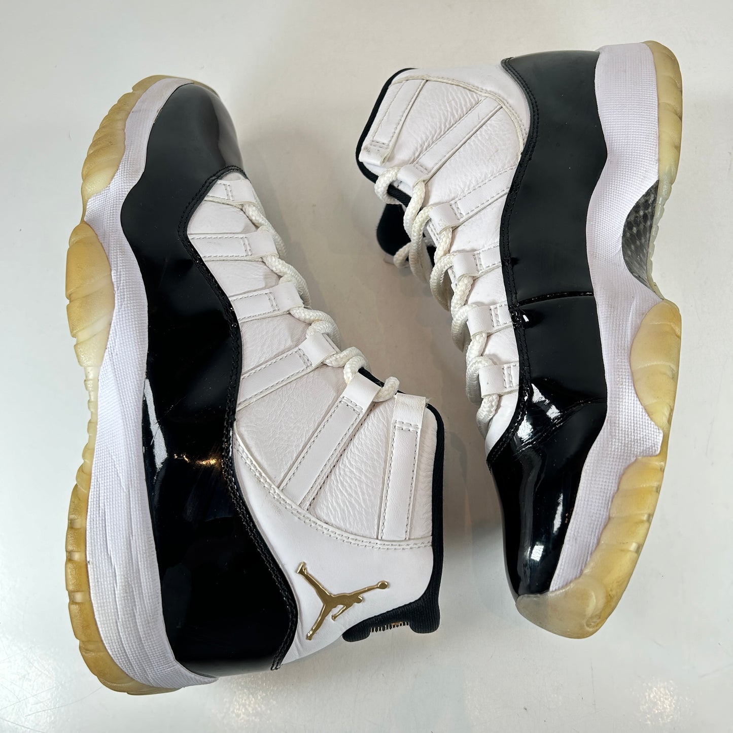 CT8012 170 Jordan 11 Retro DMP Defining Moments (2023) [USED] - 9.5 M (Used) (No Box)