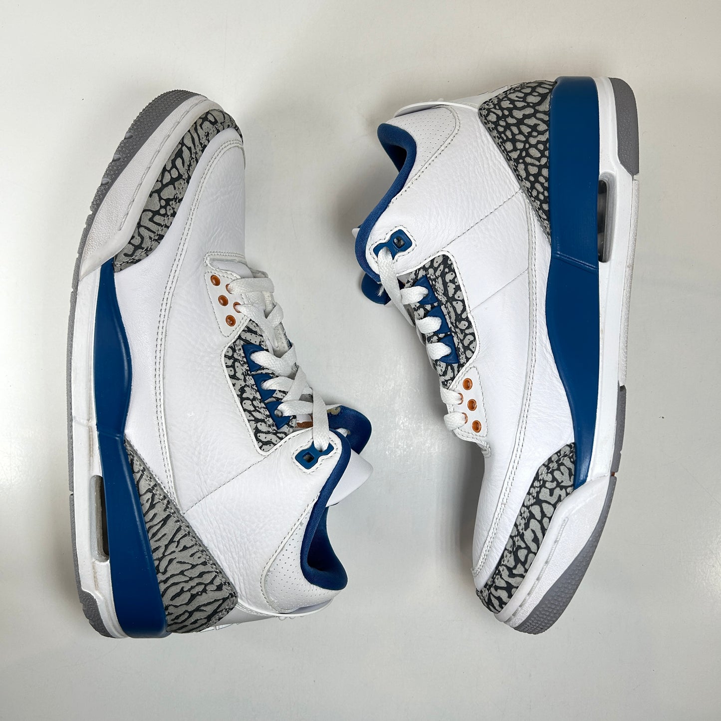 CT8532 148 Jordan 3 Retro Wizards [USED] - 8.5 M (Used)