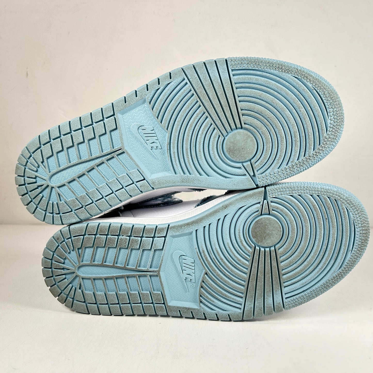 DM9036 104 Jordan 1 High OG Denim [USED] - 7 W (Used)