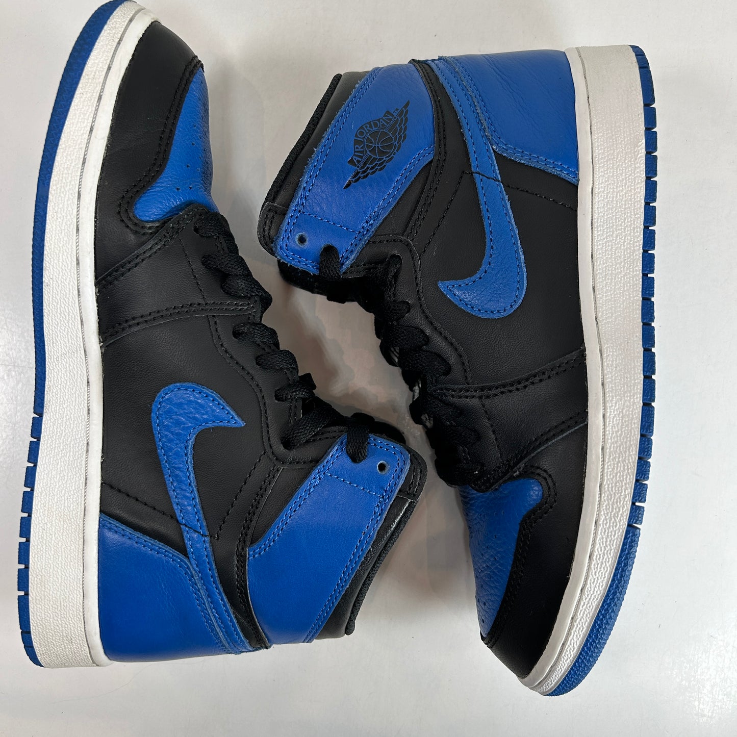 575441 007 Jordan 1 Retro Royal (2017) (GS) [USED] - 5.5Y (Used) (No Box)