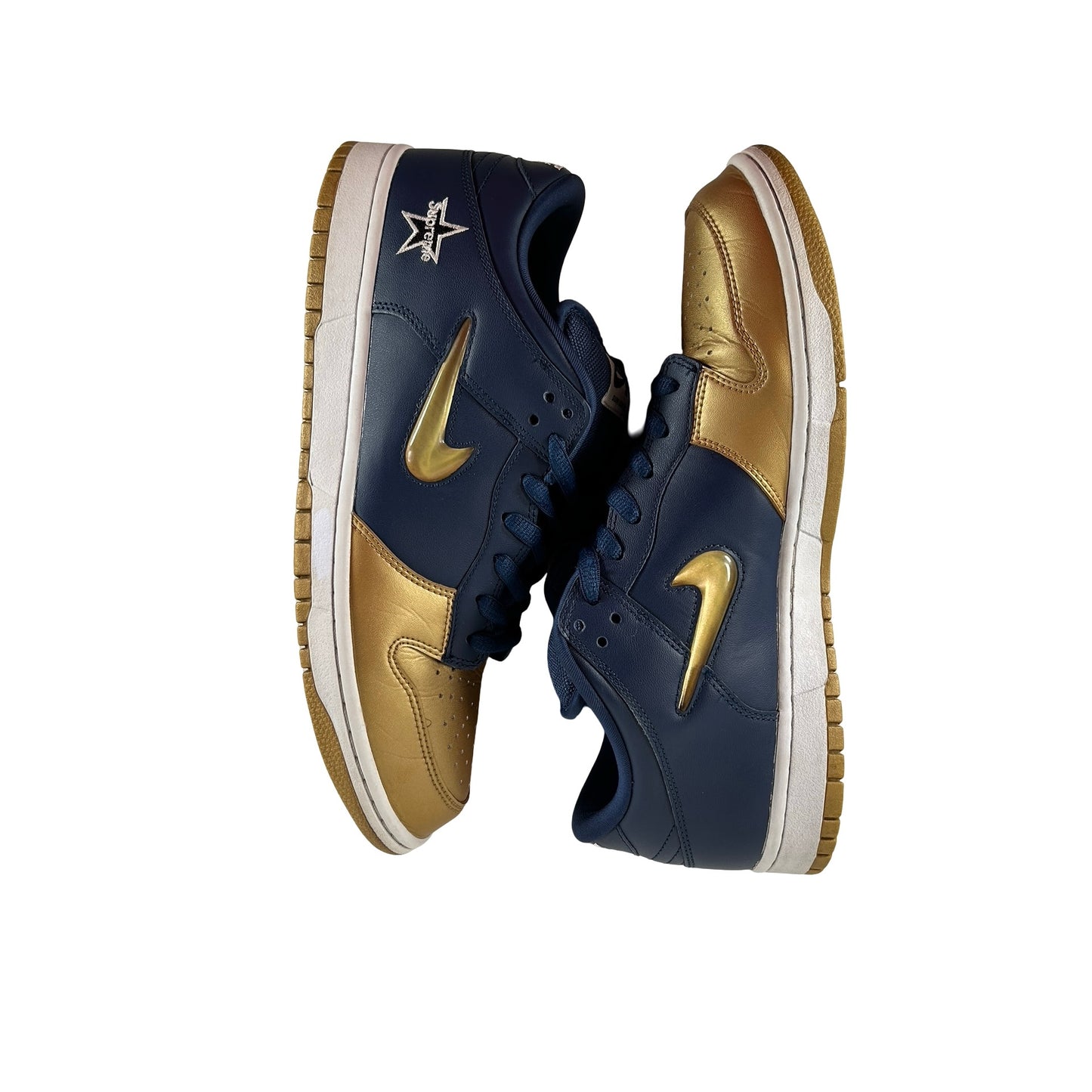 CK3480 700 Nike SB Dunk Low Supreme Jewel Swoosh Gold [USED] - 11.5 M (Used)