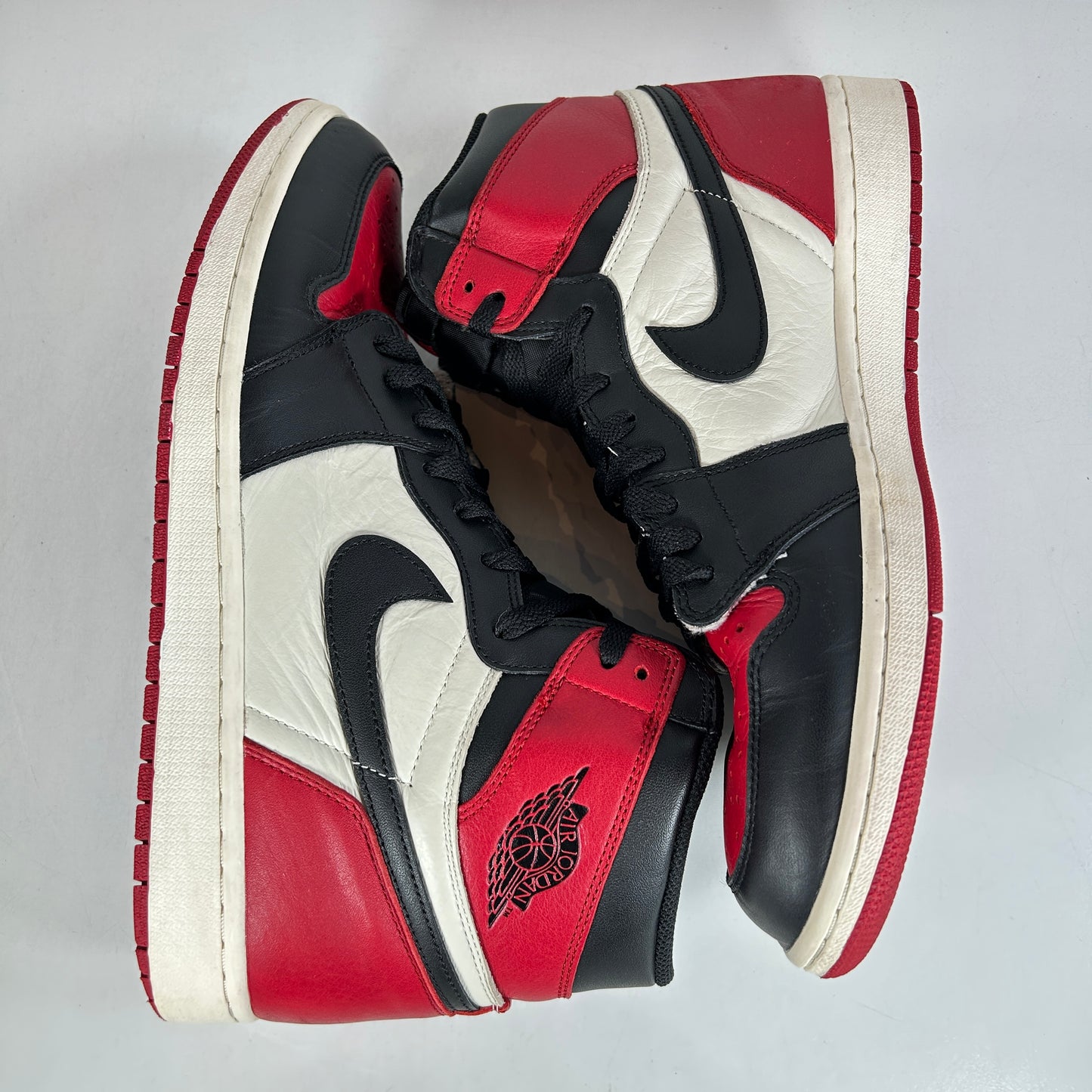 555088 610 Jordan 1 Bred Toe [USED] - 12 M (Used)