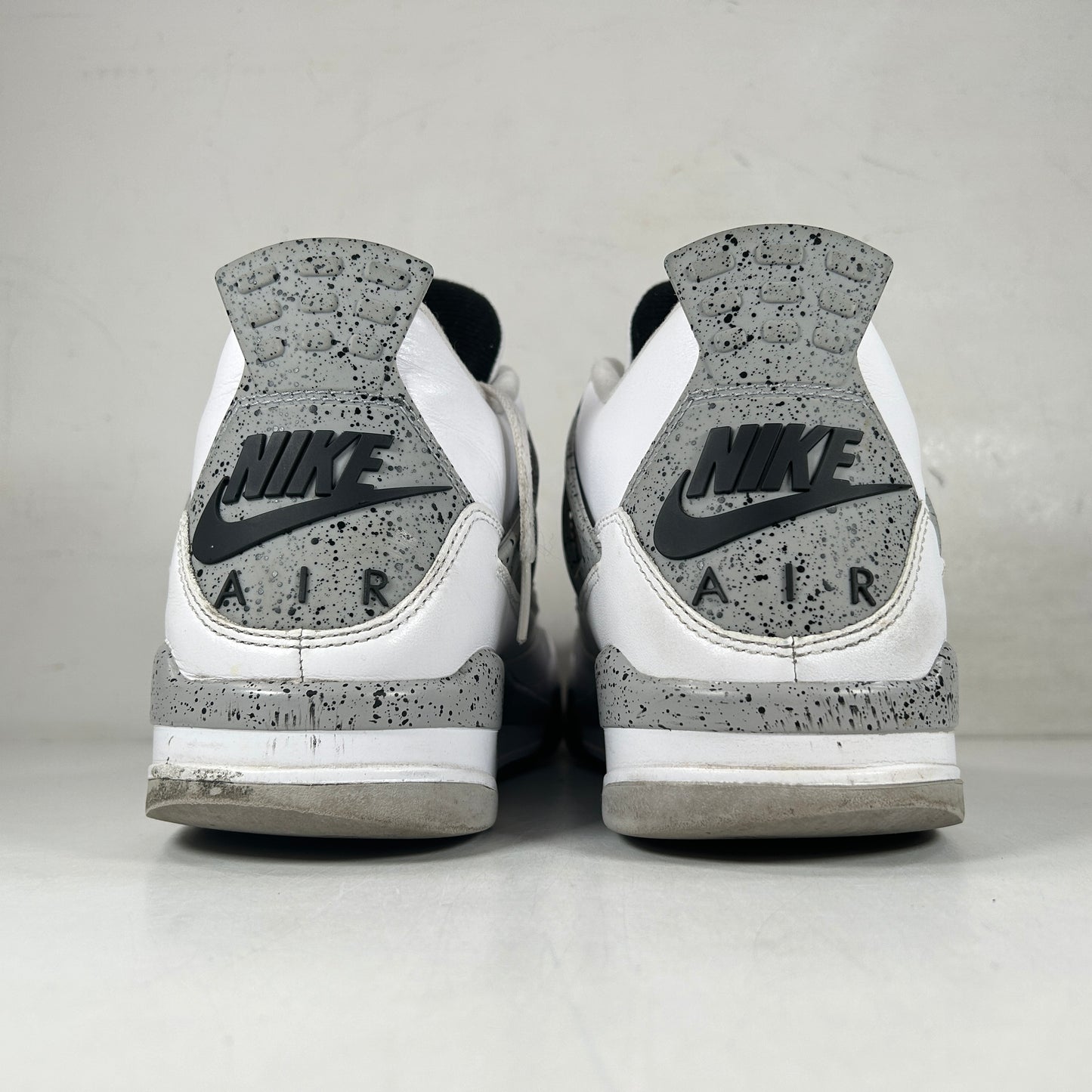 840606 192 Jordan 4 White Cement [USED] - 11 M (Used) (No Box3)