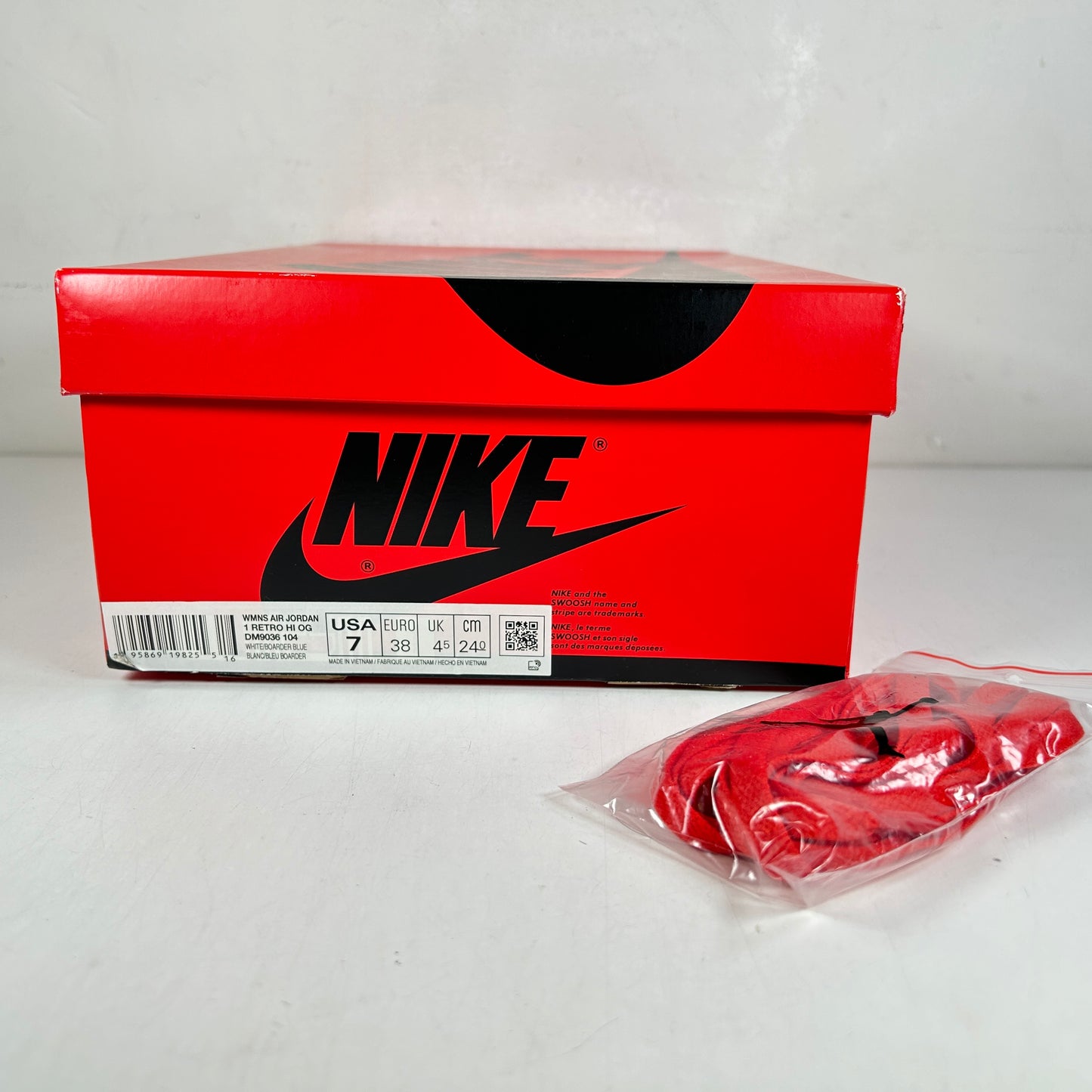 DM9036 104 Jordan 1 High OG Denim [USED] - 7 W (Used)