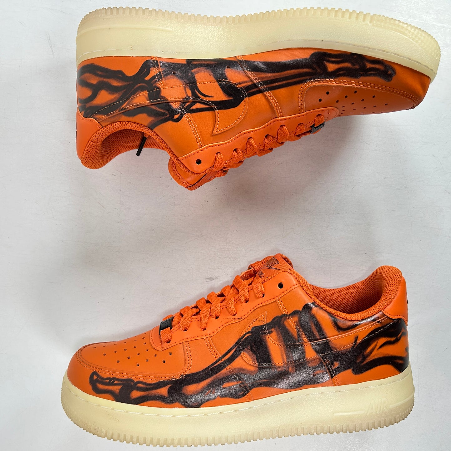 CU8067 800 Nike Air Force 1 Low Orange Skeleton Halloween [USED] - 8 M (Used)