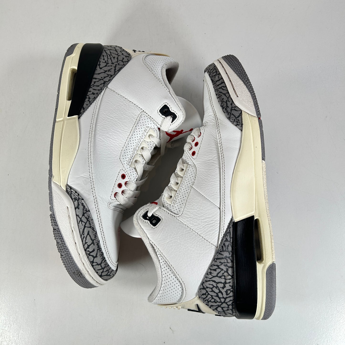 DN3707 100 Jordan 3 Retro White Cement Reimagined [USED] - 8.5 M (Used) (No Box)