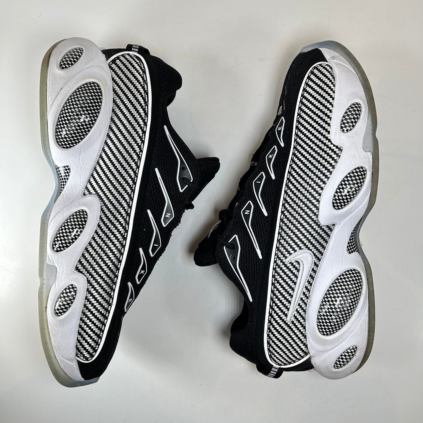 DM0879 001 Nike NOCTA Glide Drake Black [USED] - 9.5 M (Used)