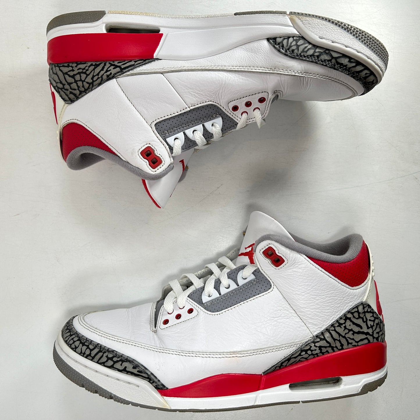 DN3707 160 Jordan 3 Retro Fire Red (2022) [USED] - 11 M (Used2) (No Box)